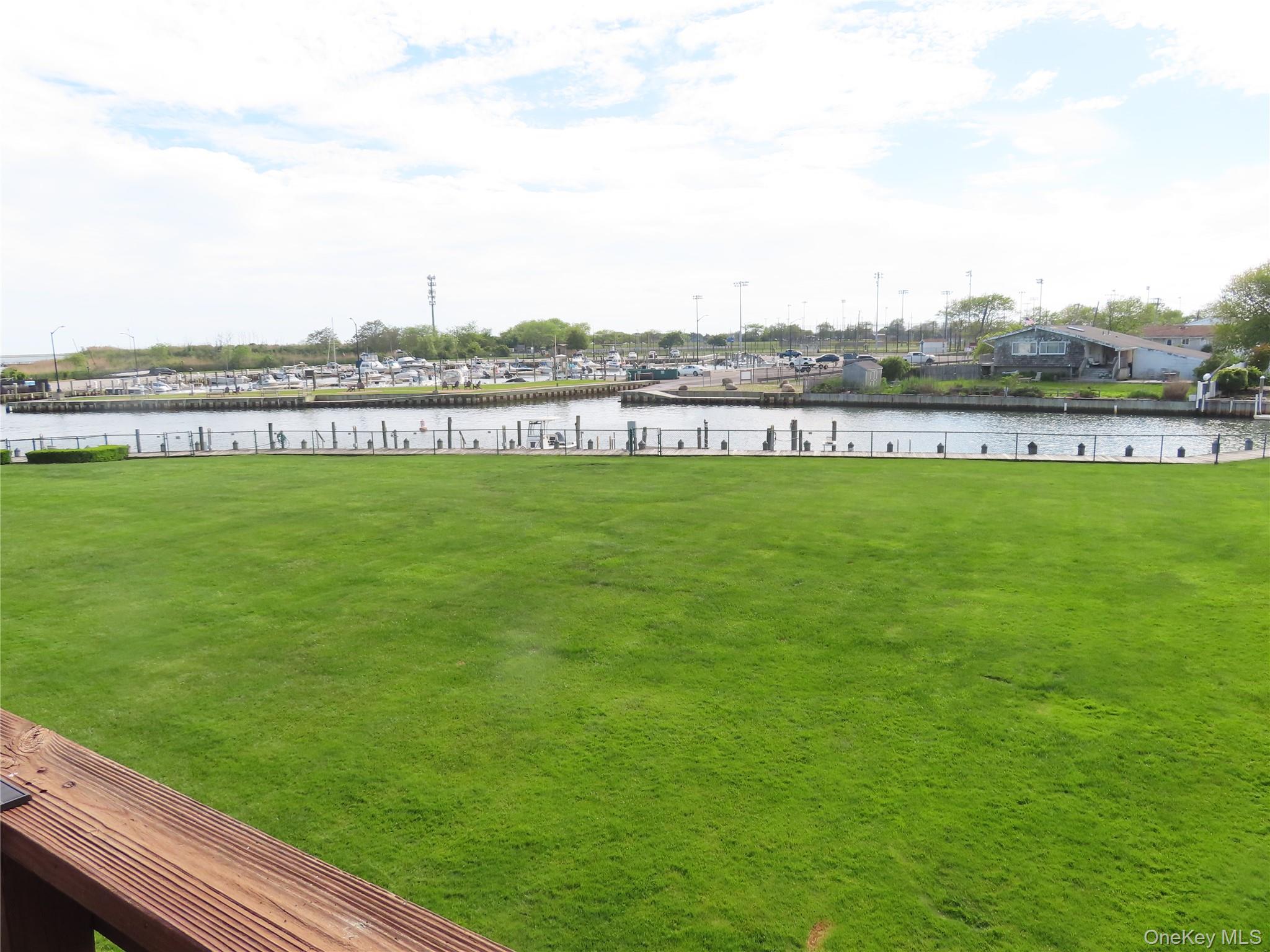 463 Mariners Way Property Photo 22
