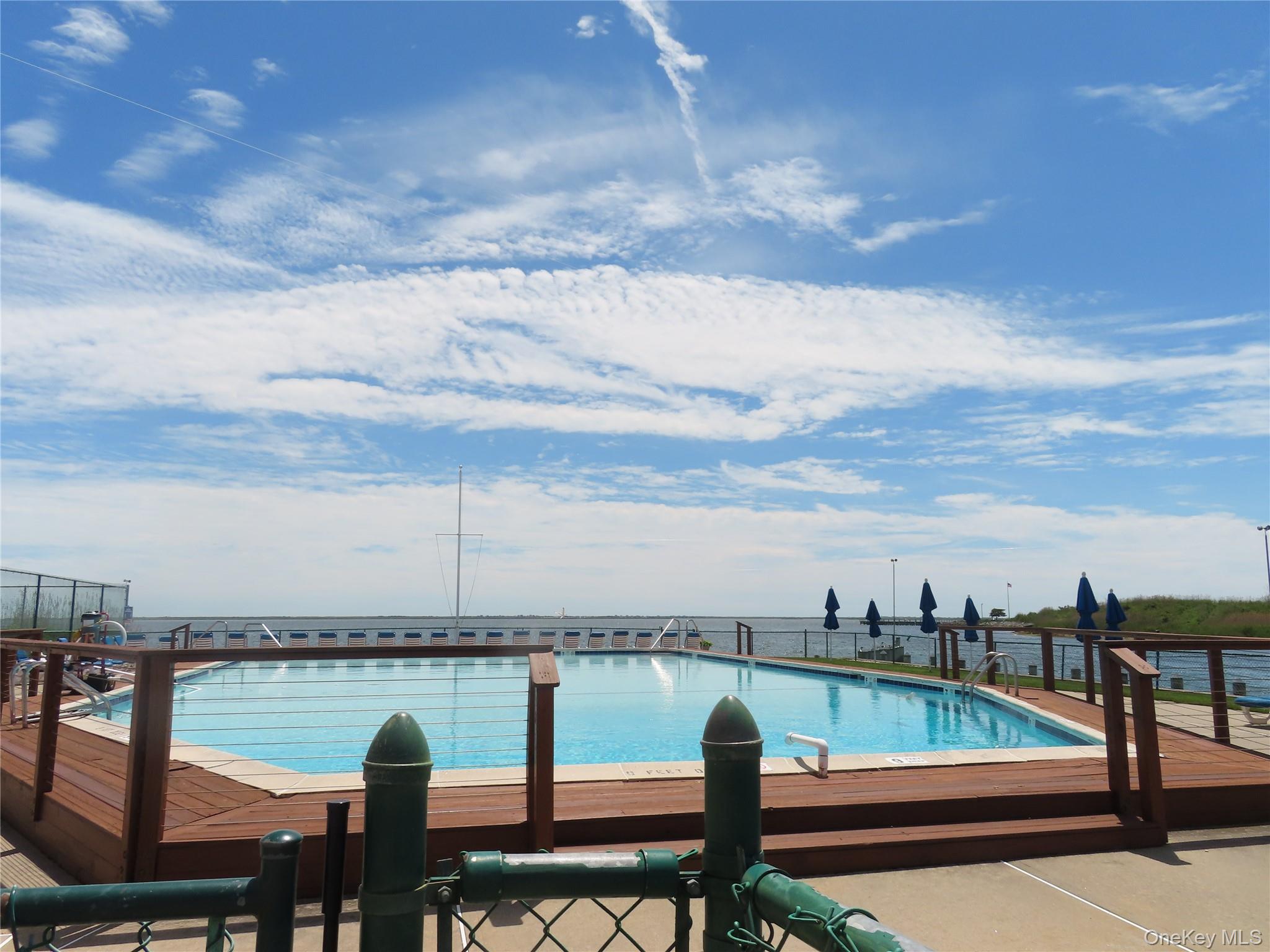 463 Mariners Way Property Photo 44