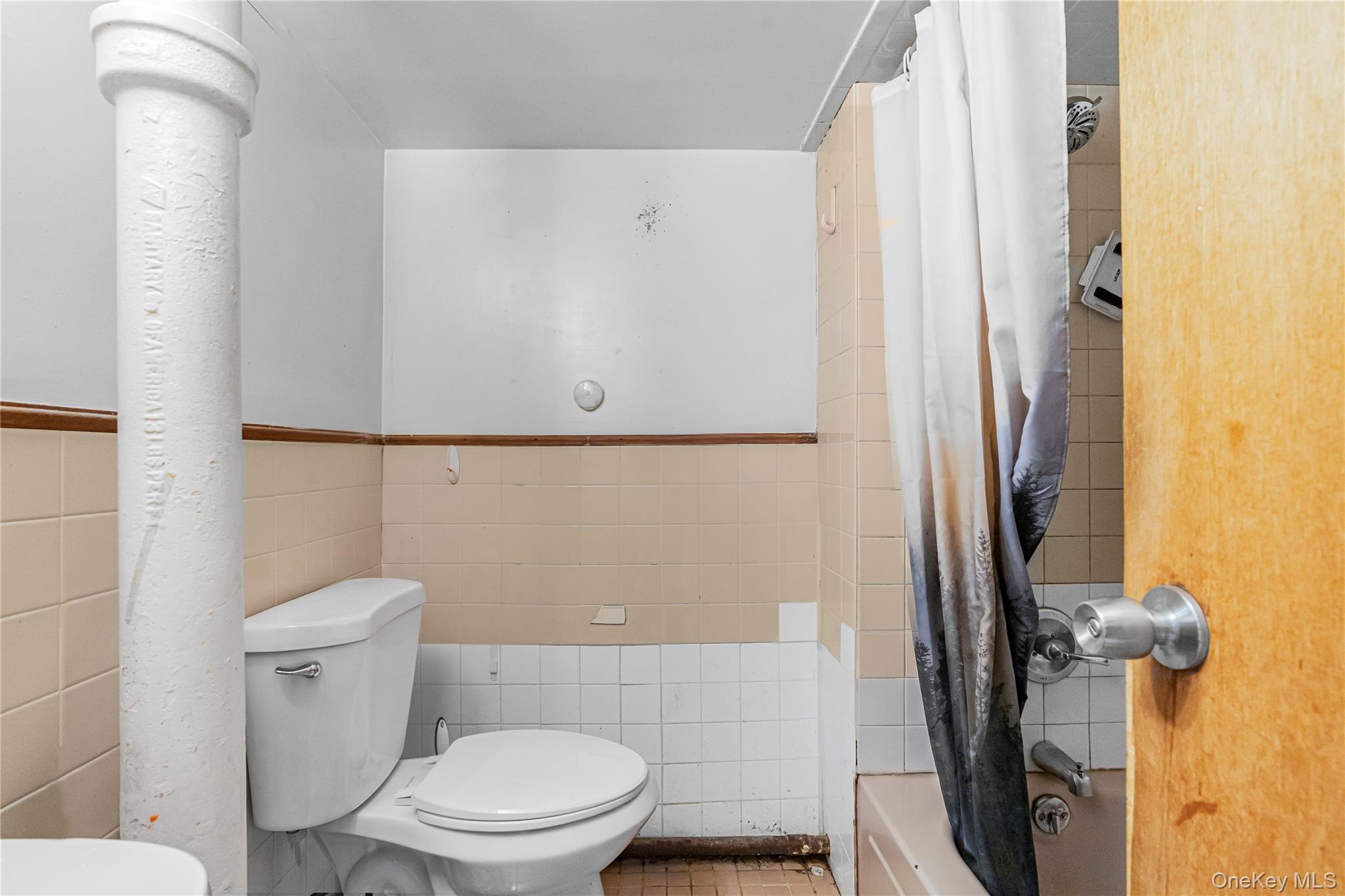 205-13 114th Drive Property Photo 15