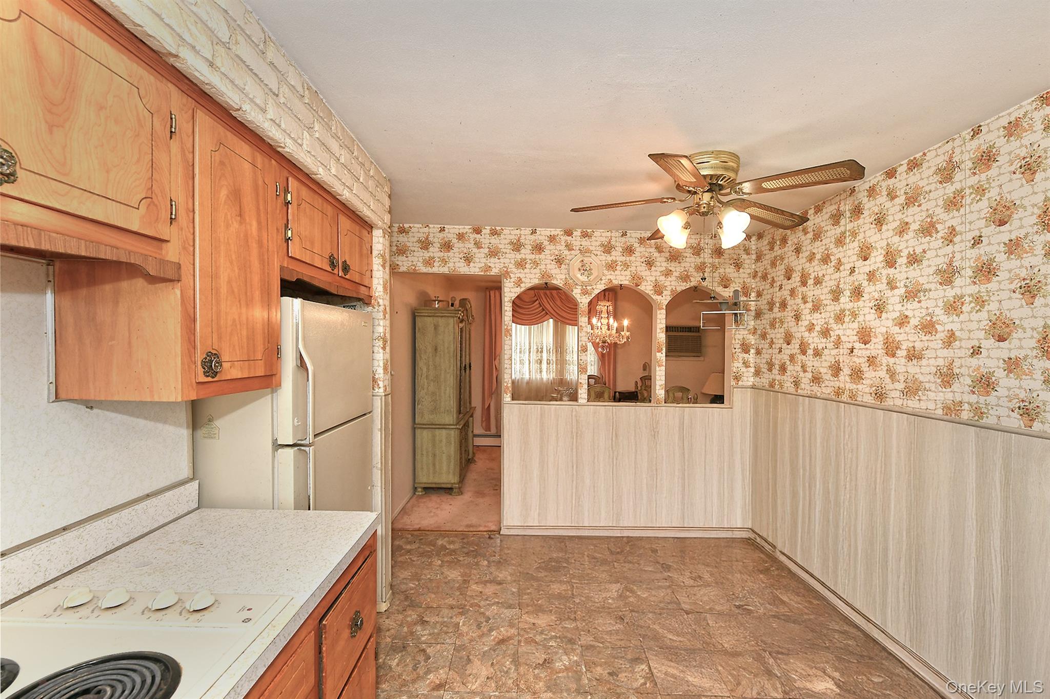 1699 Meadowbrook Road Property Photo 8