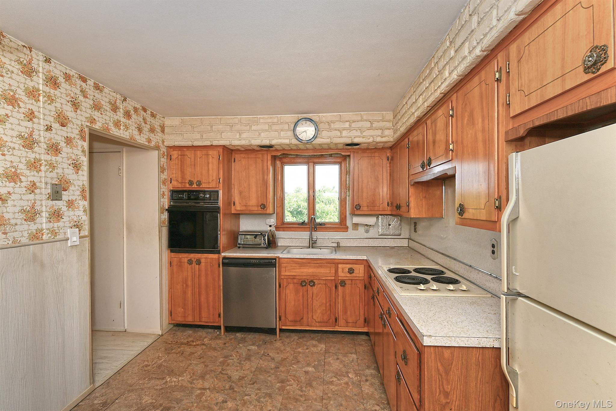 1699 Meadowbrook Road Property Photo 10