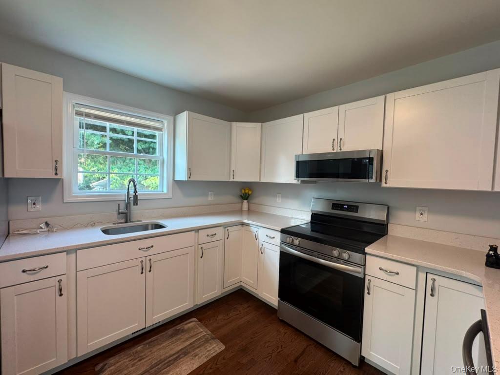 39 Seymour Drive Property Photo 6
