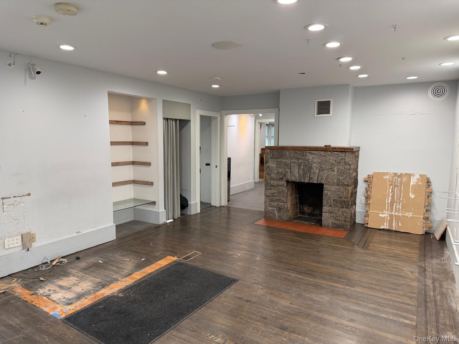 11 Kaldenberg Place Property Photo 13