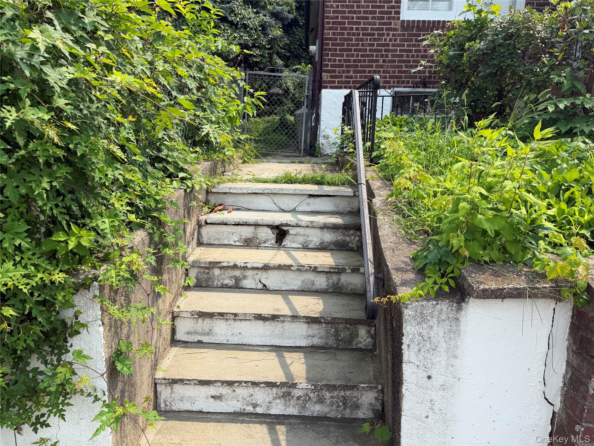 56 Hunt Avenue Property Photo 17