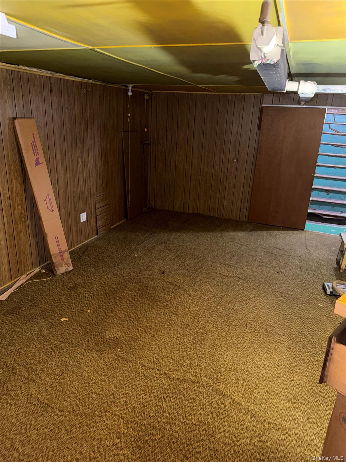 56 Hunt Avenue Property Photo 22