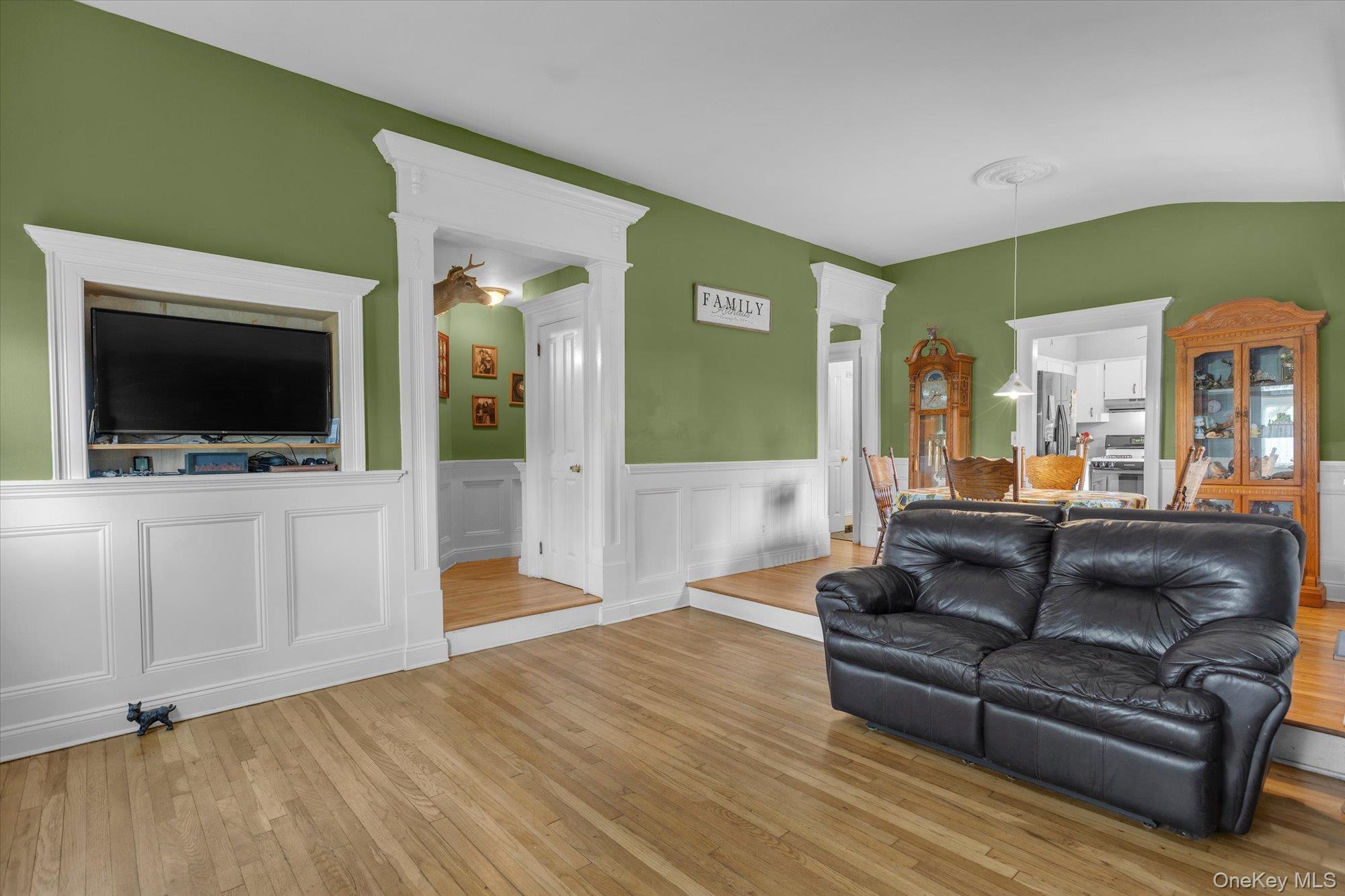 81 Lenore Lane Property Photo 3