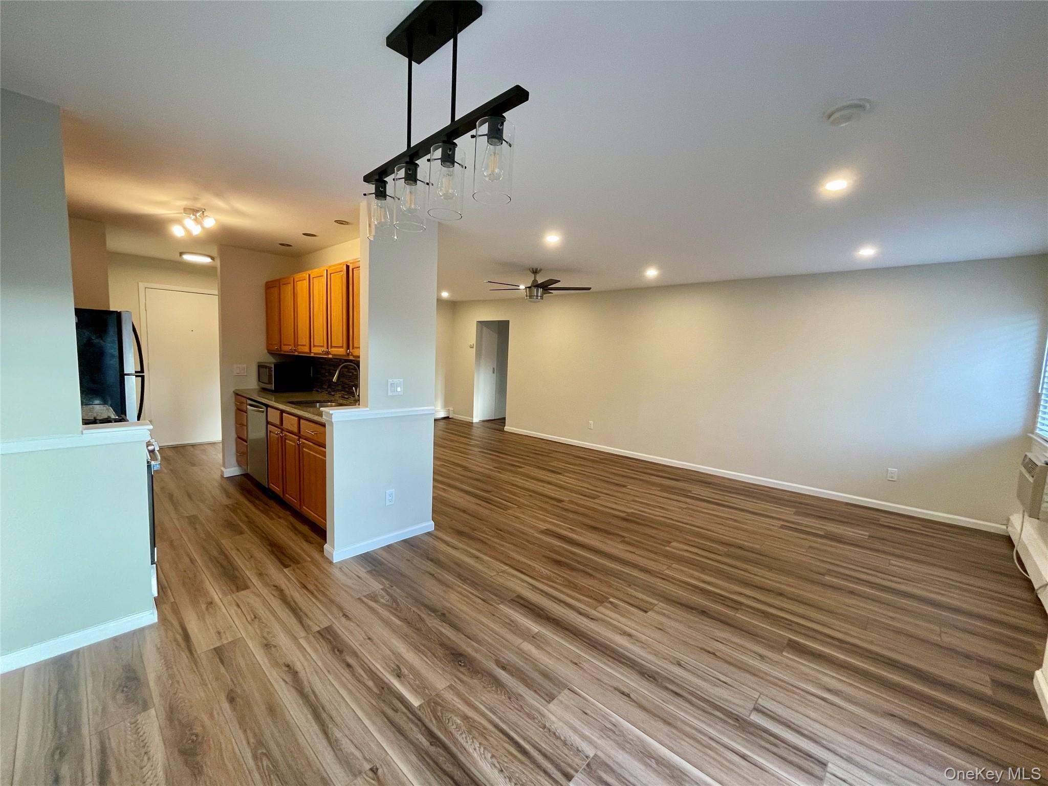 348 Central Park Avenue C9 Property Photo 9