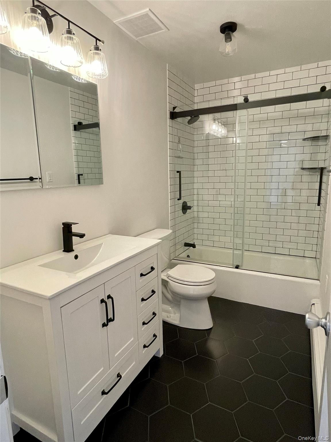 348 Central Park Avenue C9 Property Photo 11
