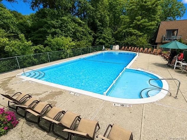 348 Central Park Avenue C9 Property Photo 14