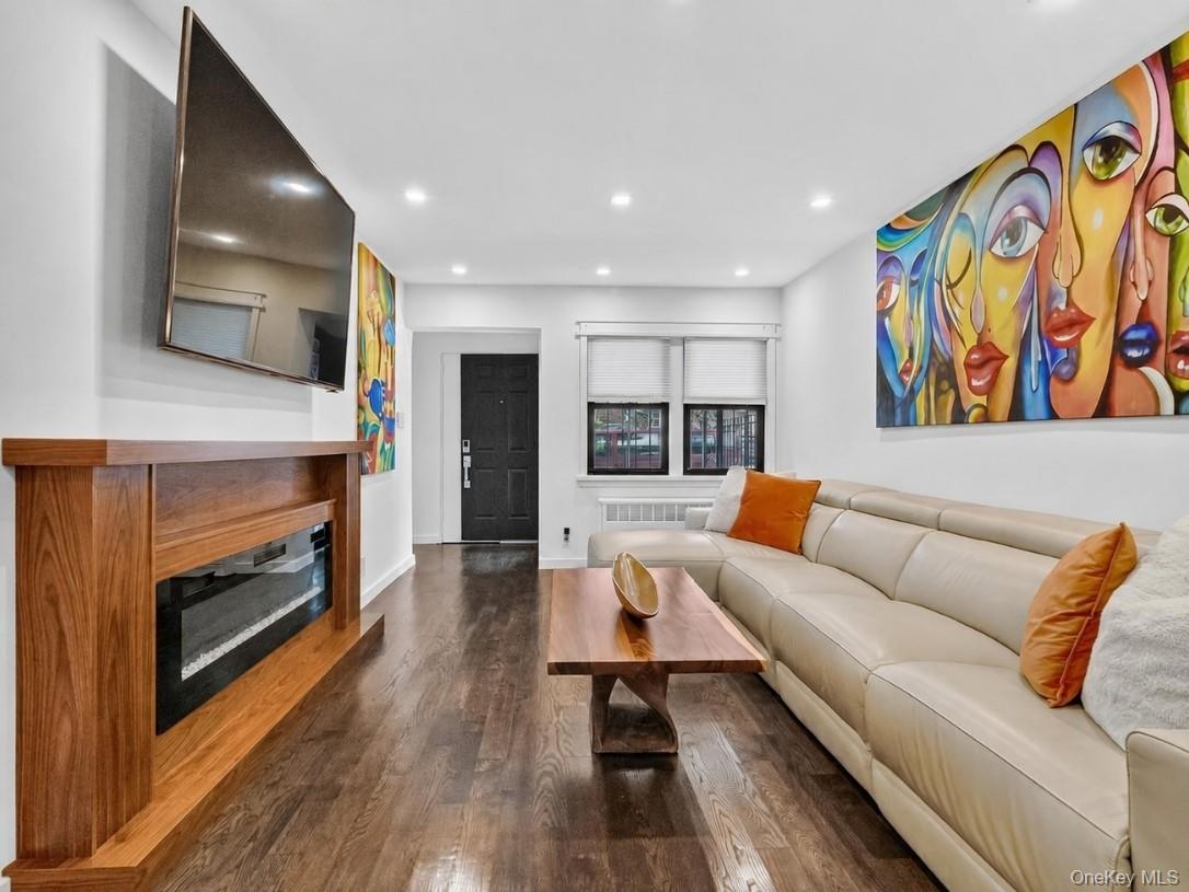 25-47 71st Street Property Photo 5