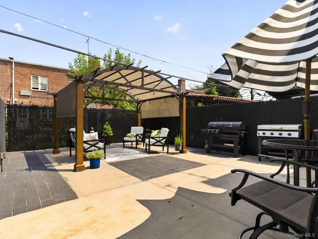 25-47 71st Street Property Photo 42