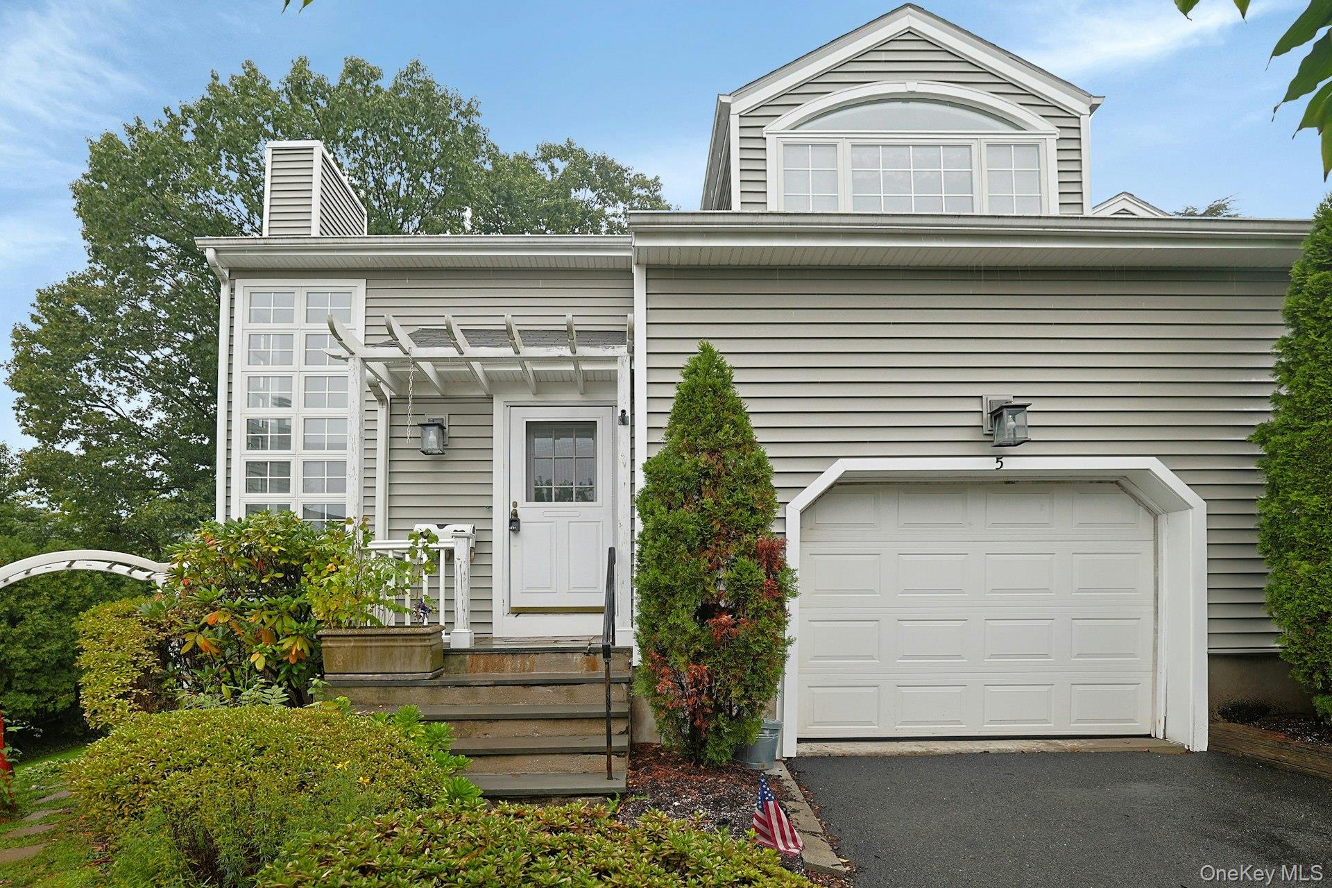 5 Pinewood Drive