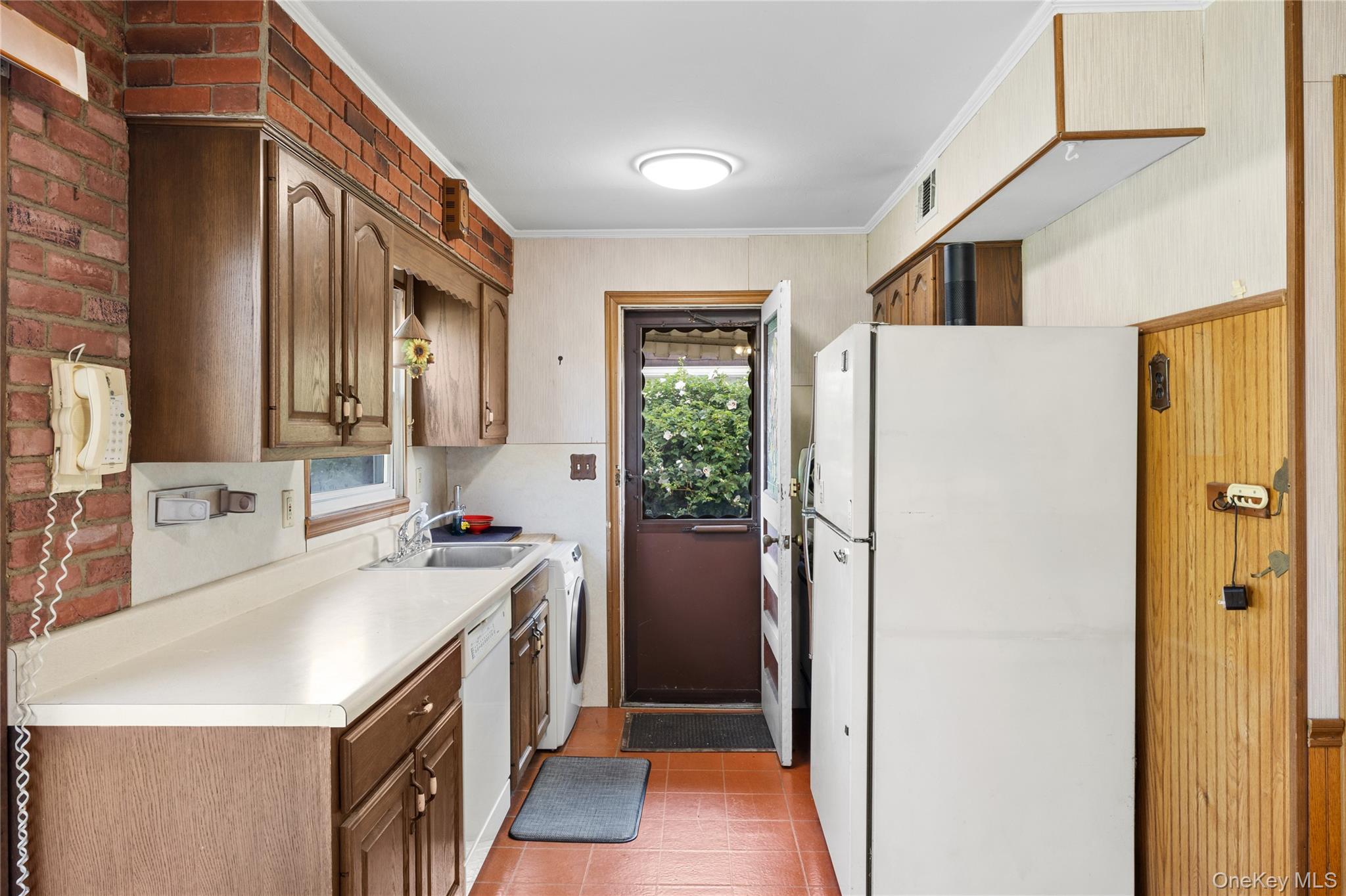 44 Pine Lane Property Photo 8