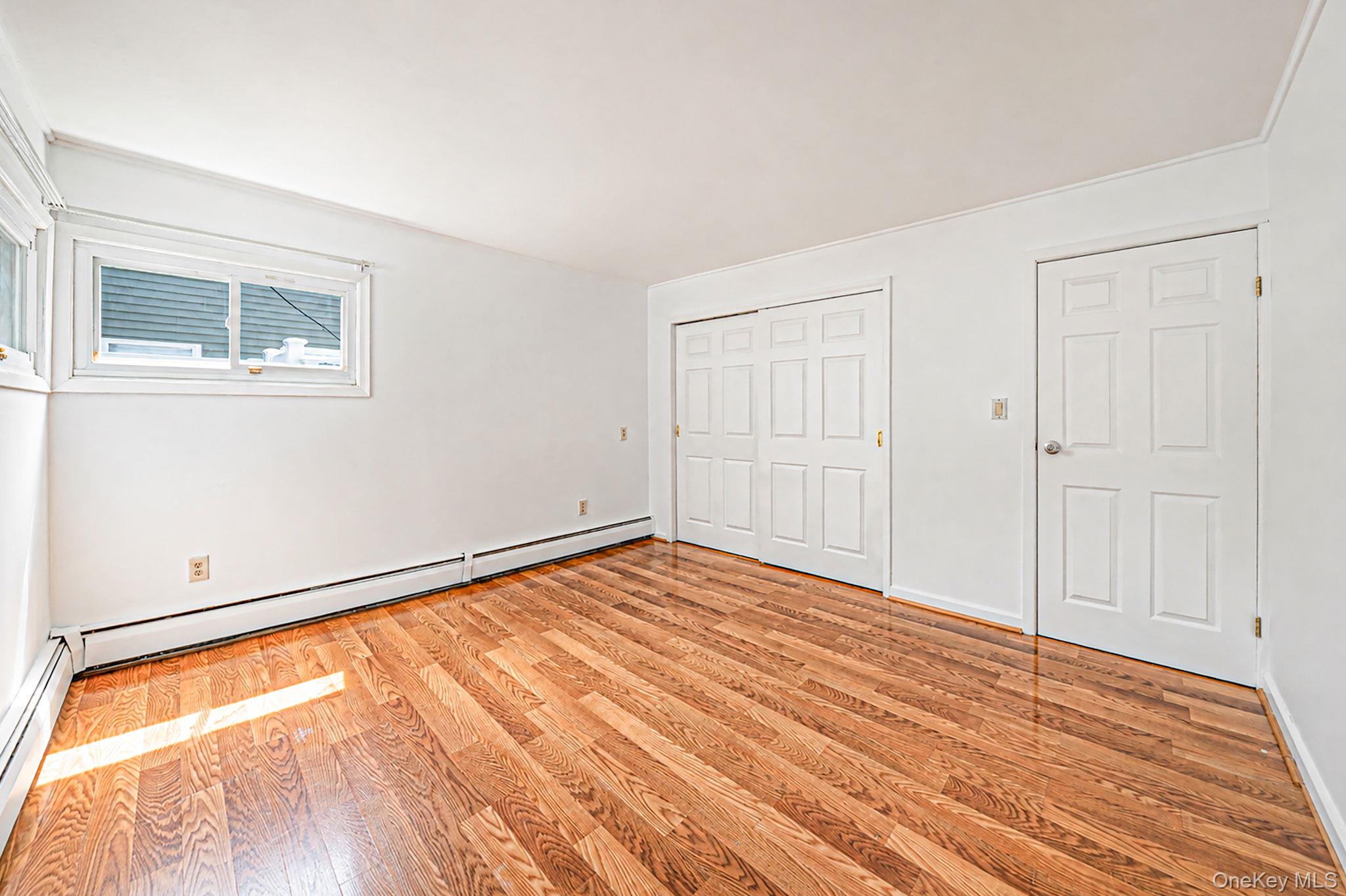201 Acre Lane Property Photo 7