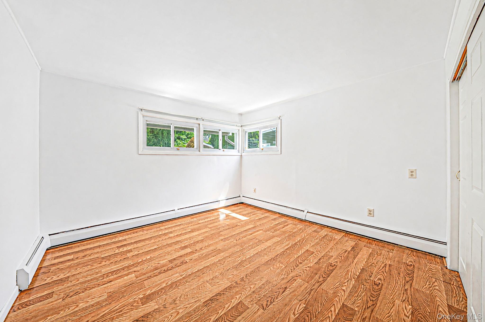201 Acre Lane Property Photo 8