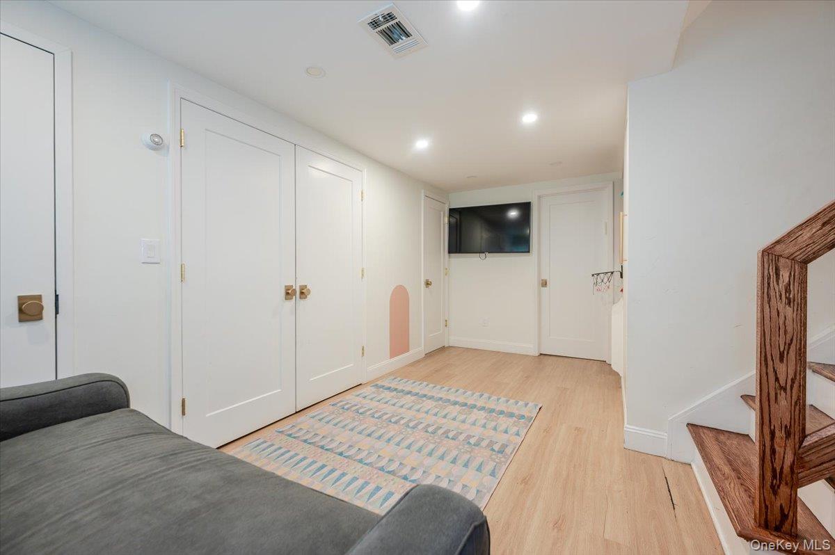448 Westminster Road Property Photo 14
