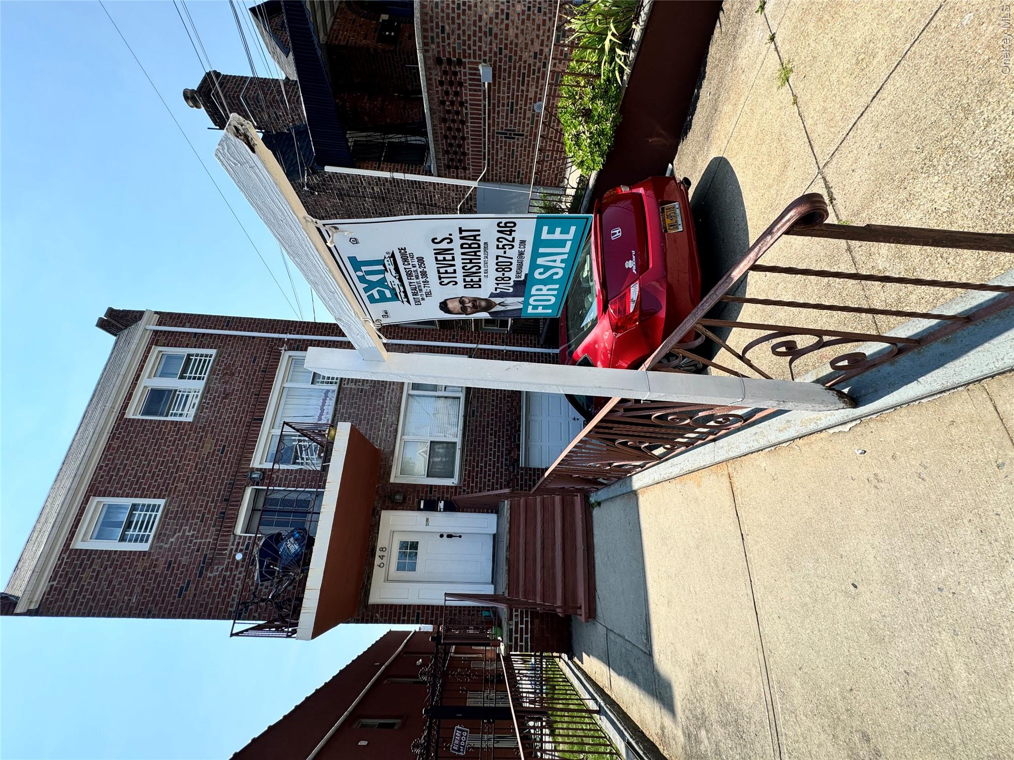 648 E 93rd Street Property Photo 1