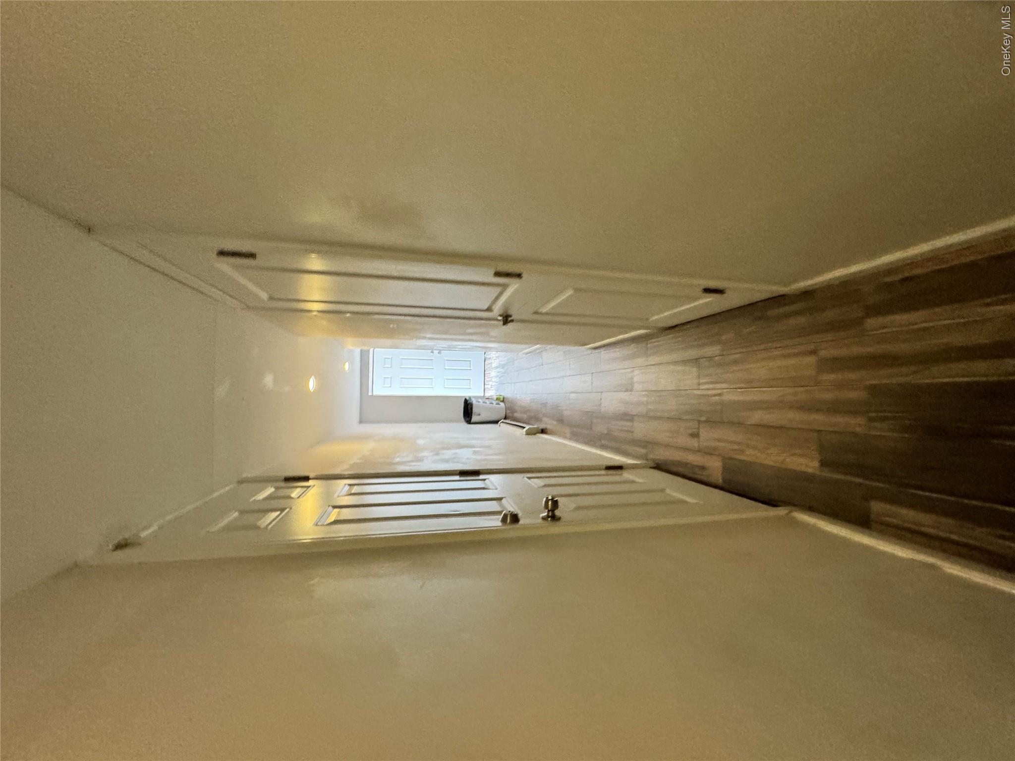 648 E 93rd Street Property Photo 12