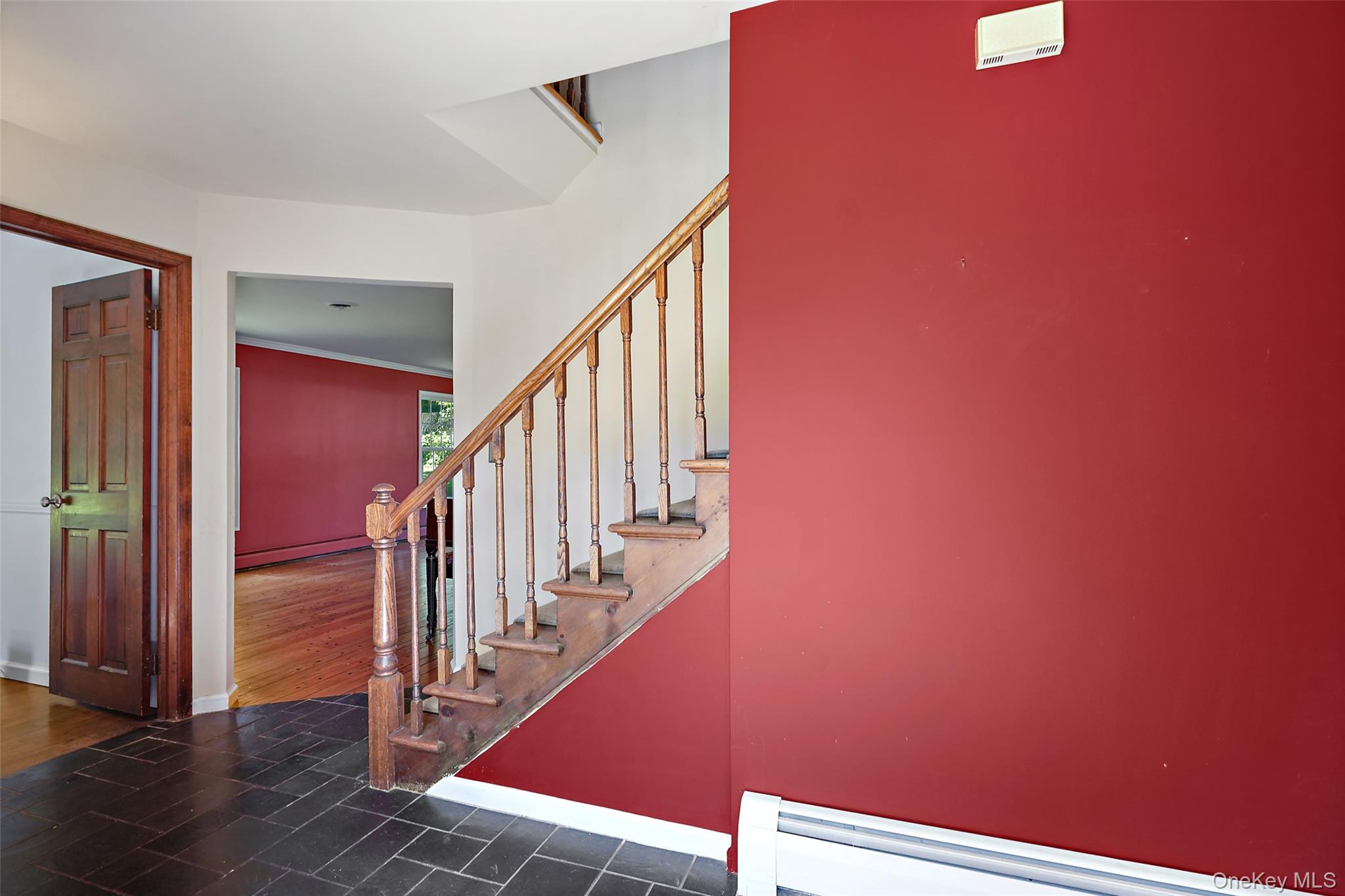 2 Pine Tree Drive Property Photo 4