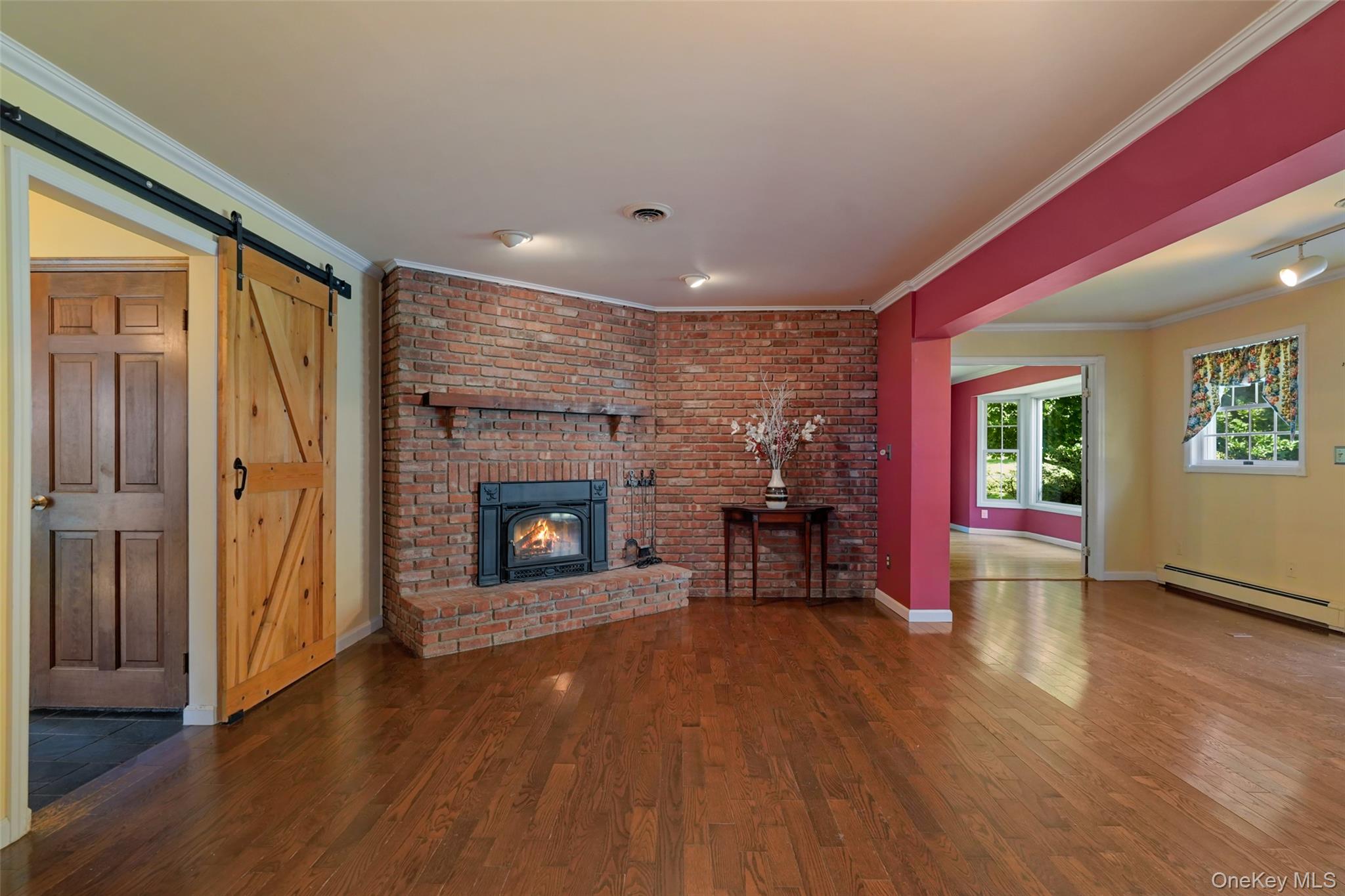 2 Pine Tree Drive Property Photo 11
