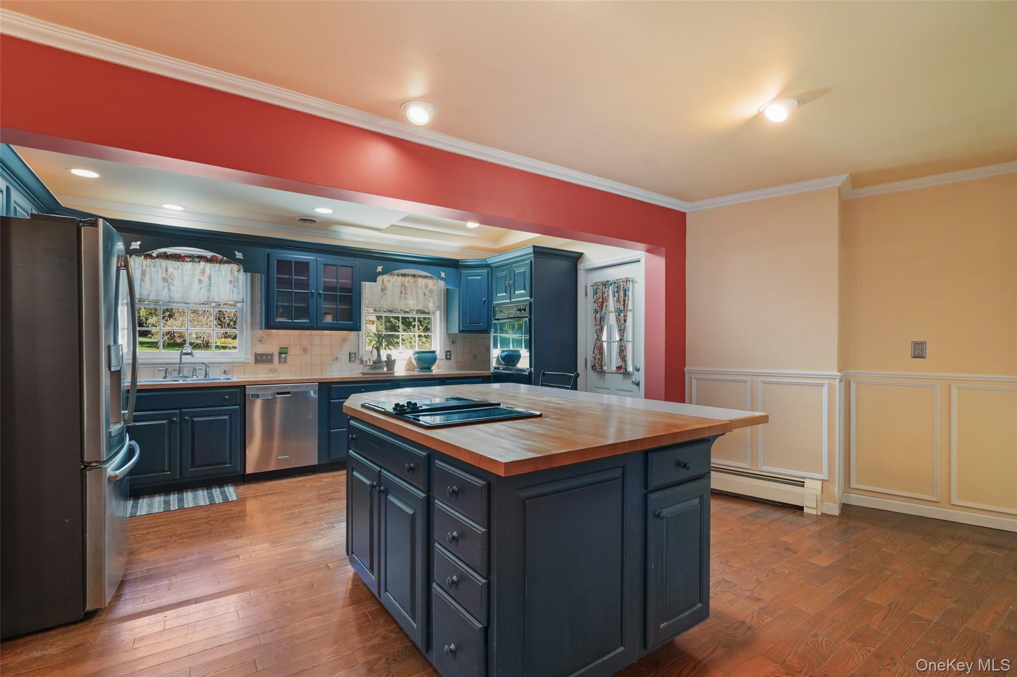 2 Pine Tree Drive Property Photo 14