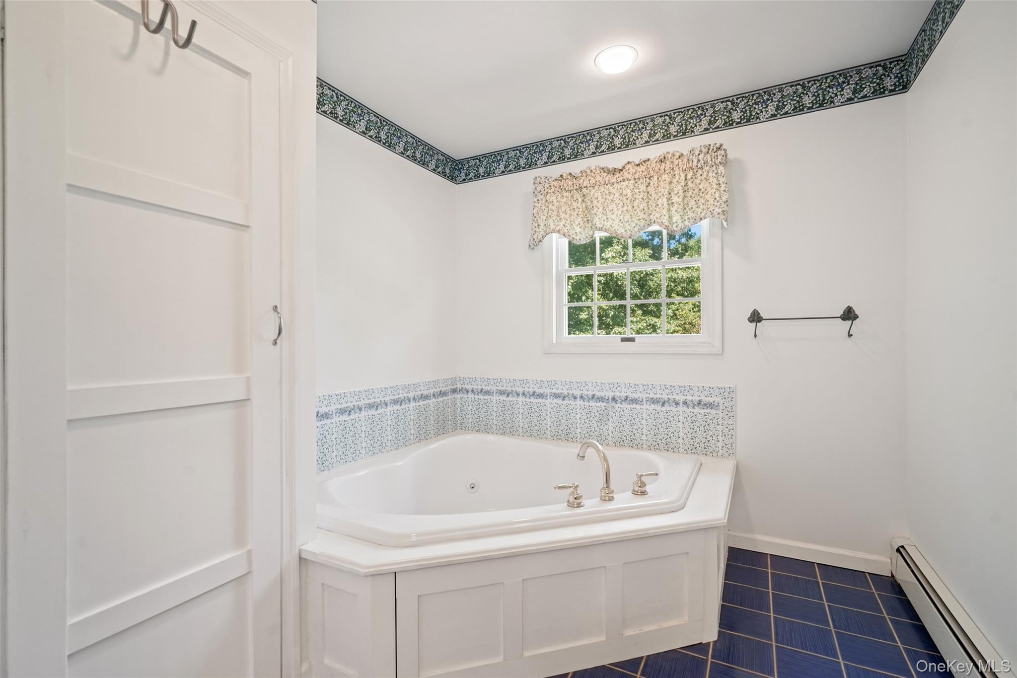 2 Pine Tree Drive Property Photo 29