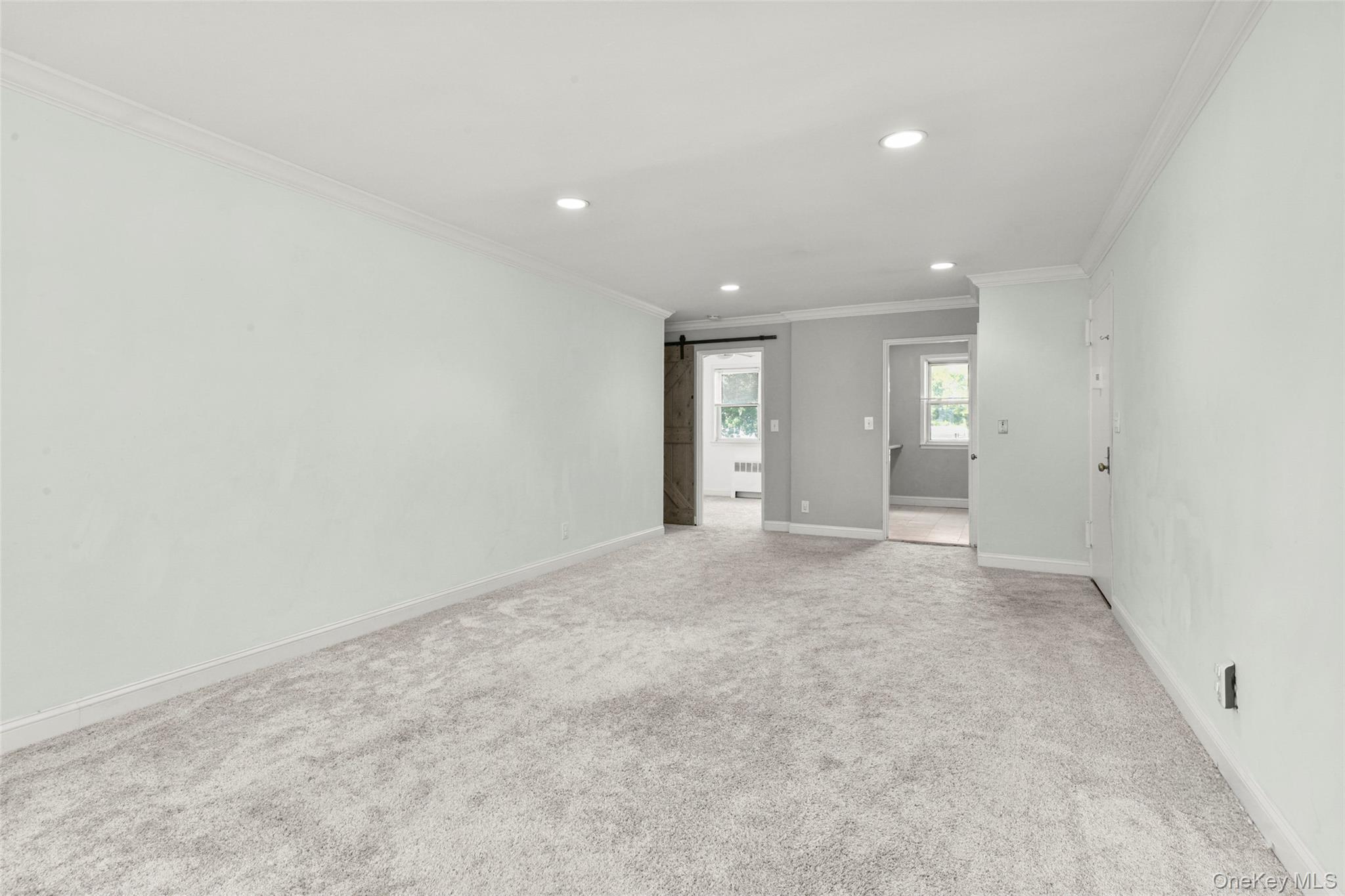 6 Avon Circle C Property Photo 4