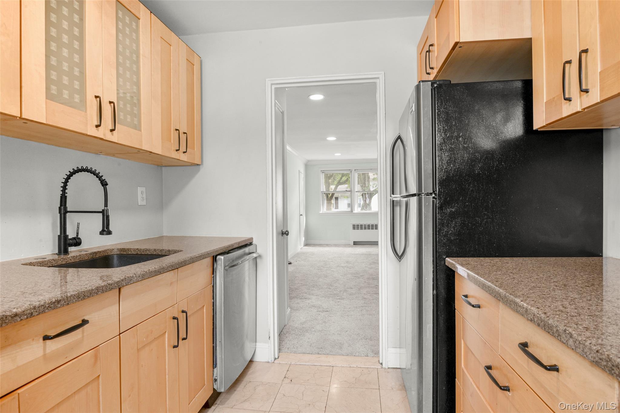 6 Avon Circle C Property Photo 6