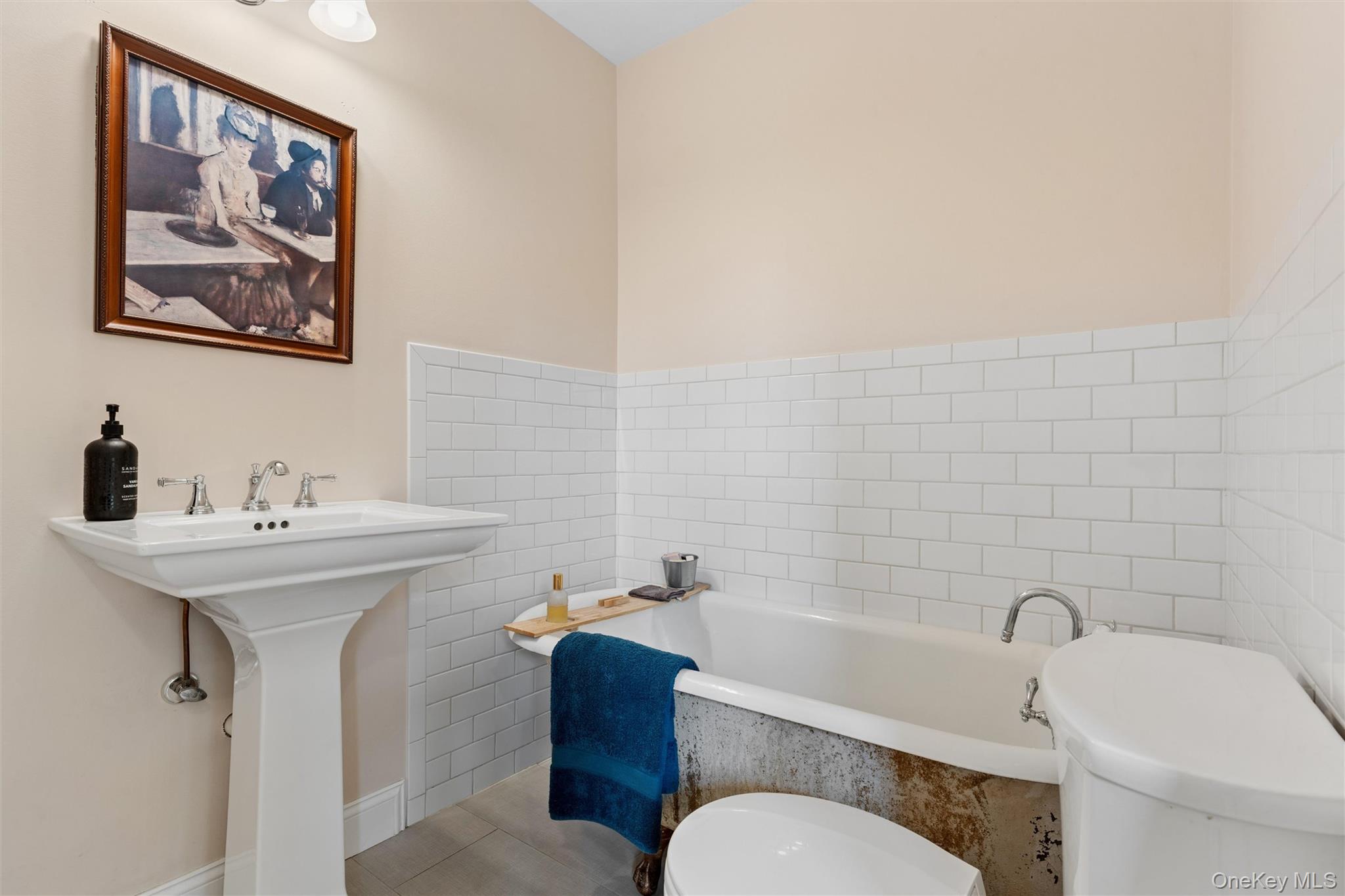 87 Islip Avenue Property Photo 10