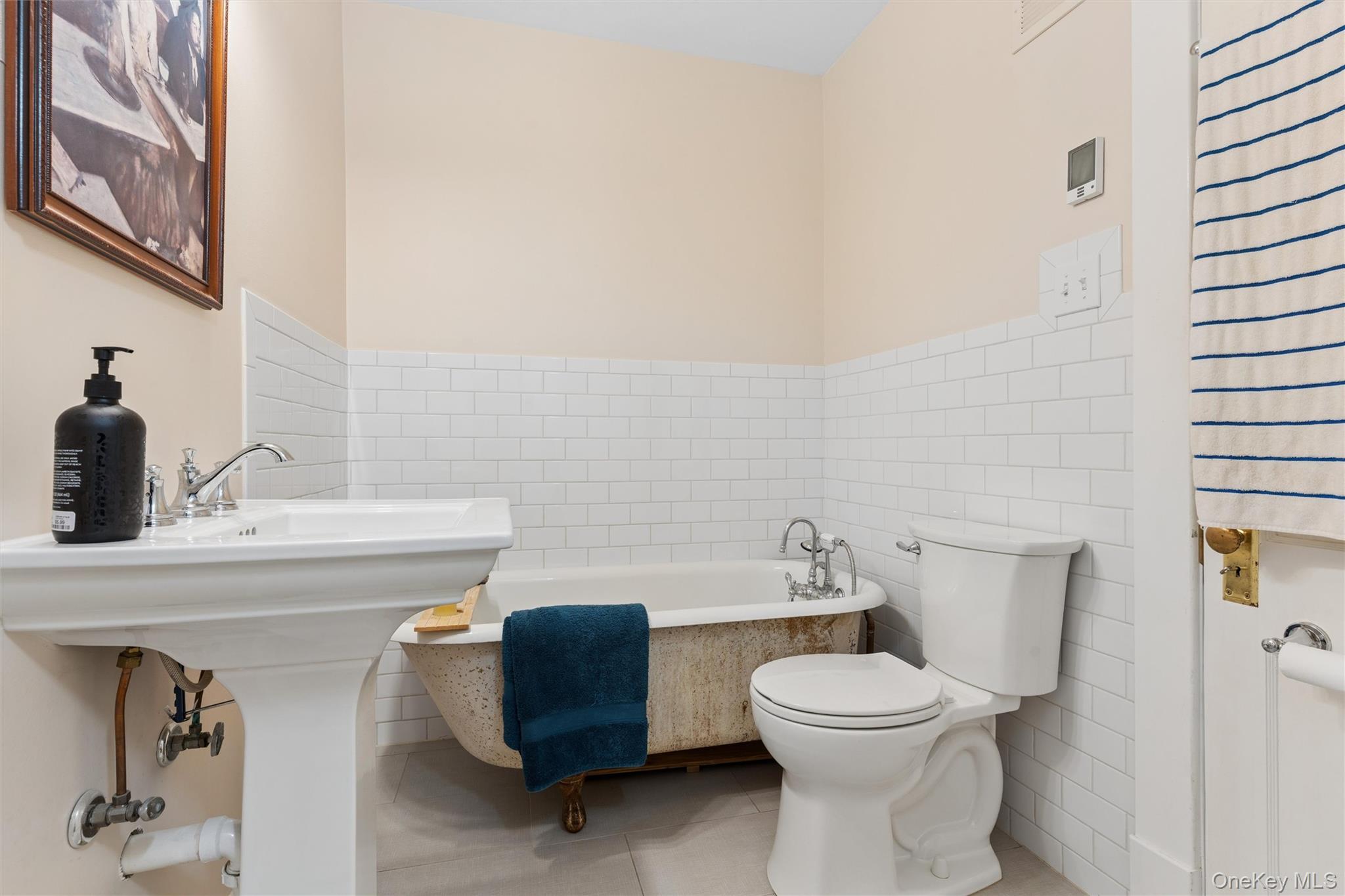 87 Islip Avenue Property Photo 11