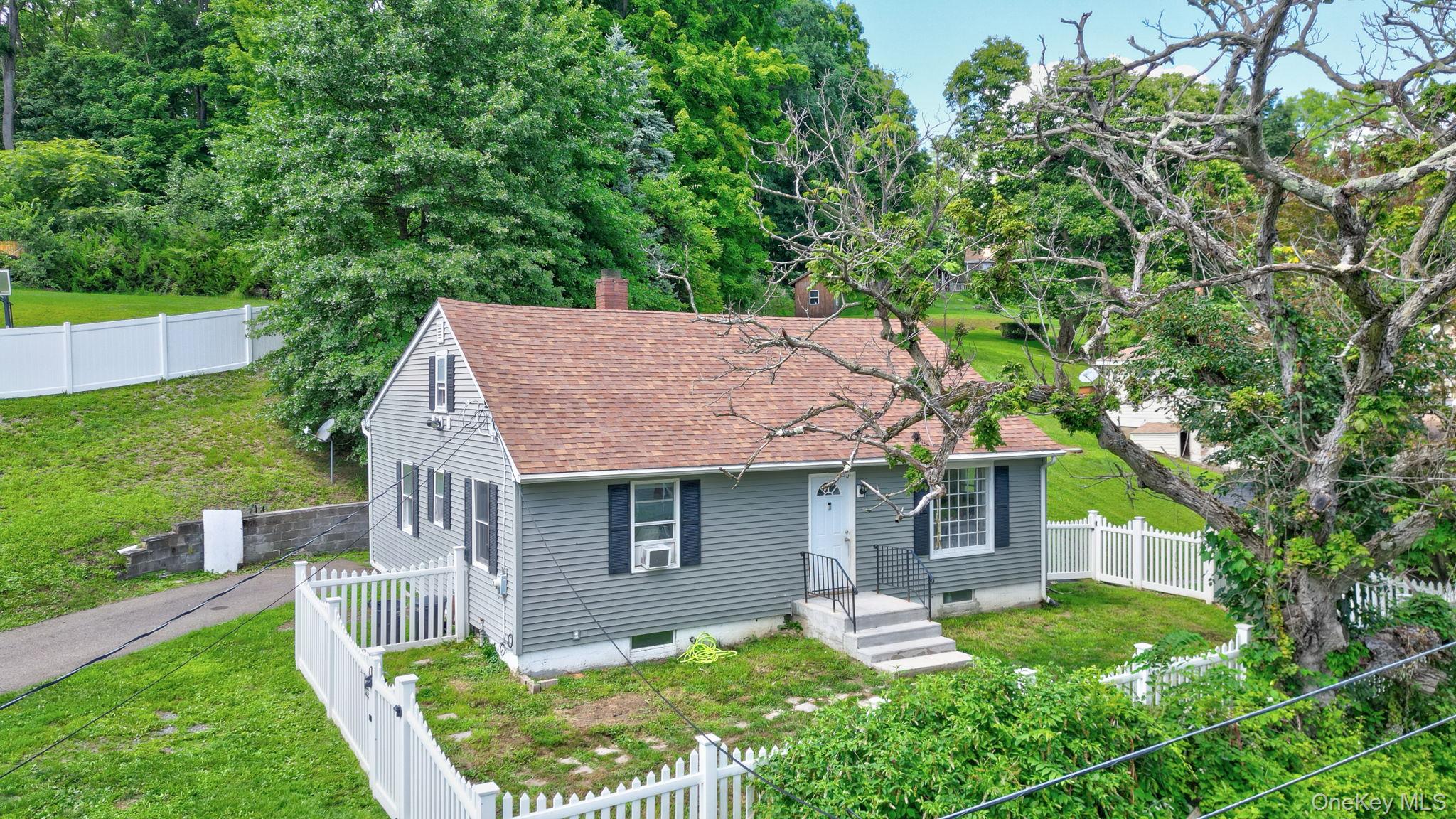 16 Clove Road Property Photo 32