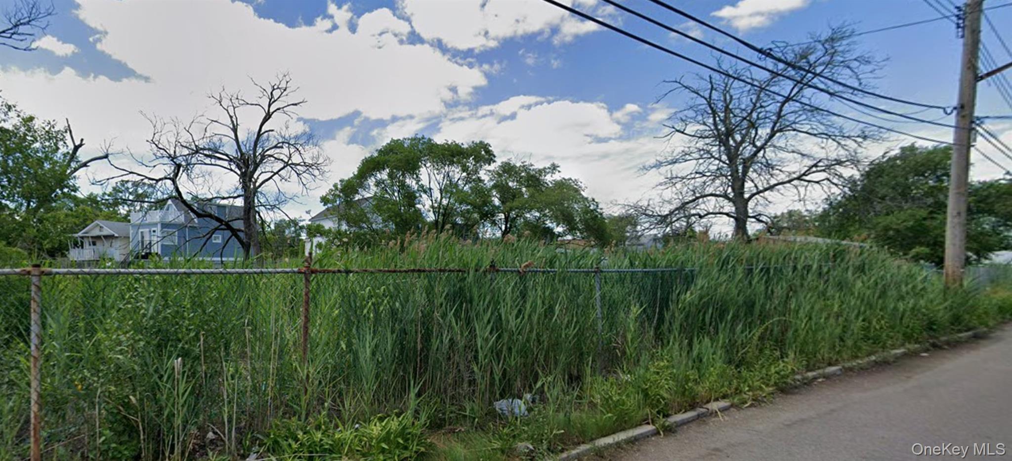 102-29 & 102-31 First Street Property Photo 2