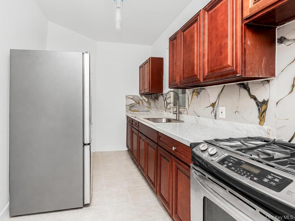 628 Mead Street Property Photo 14