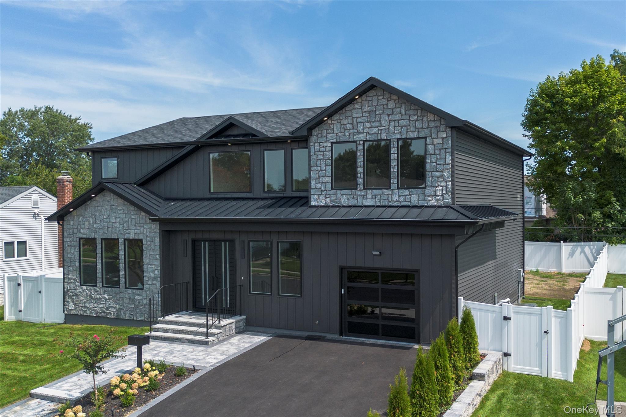 7 Rosewood Place Property Photo 6