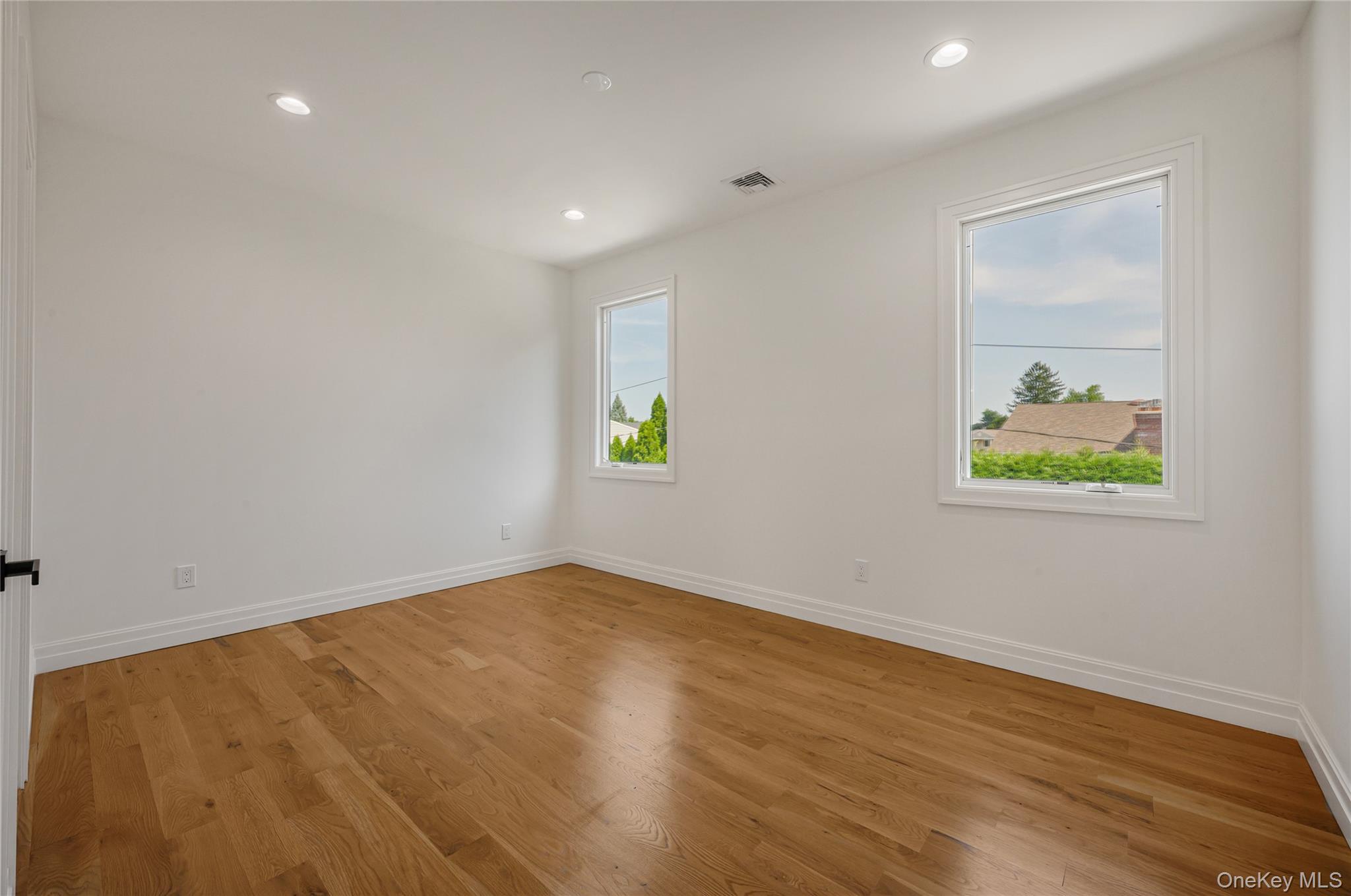 7 Rosewood Place Property Photo 33