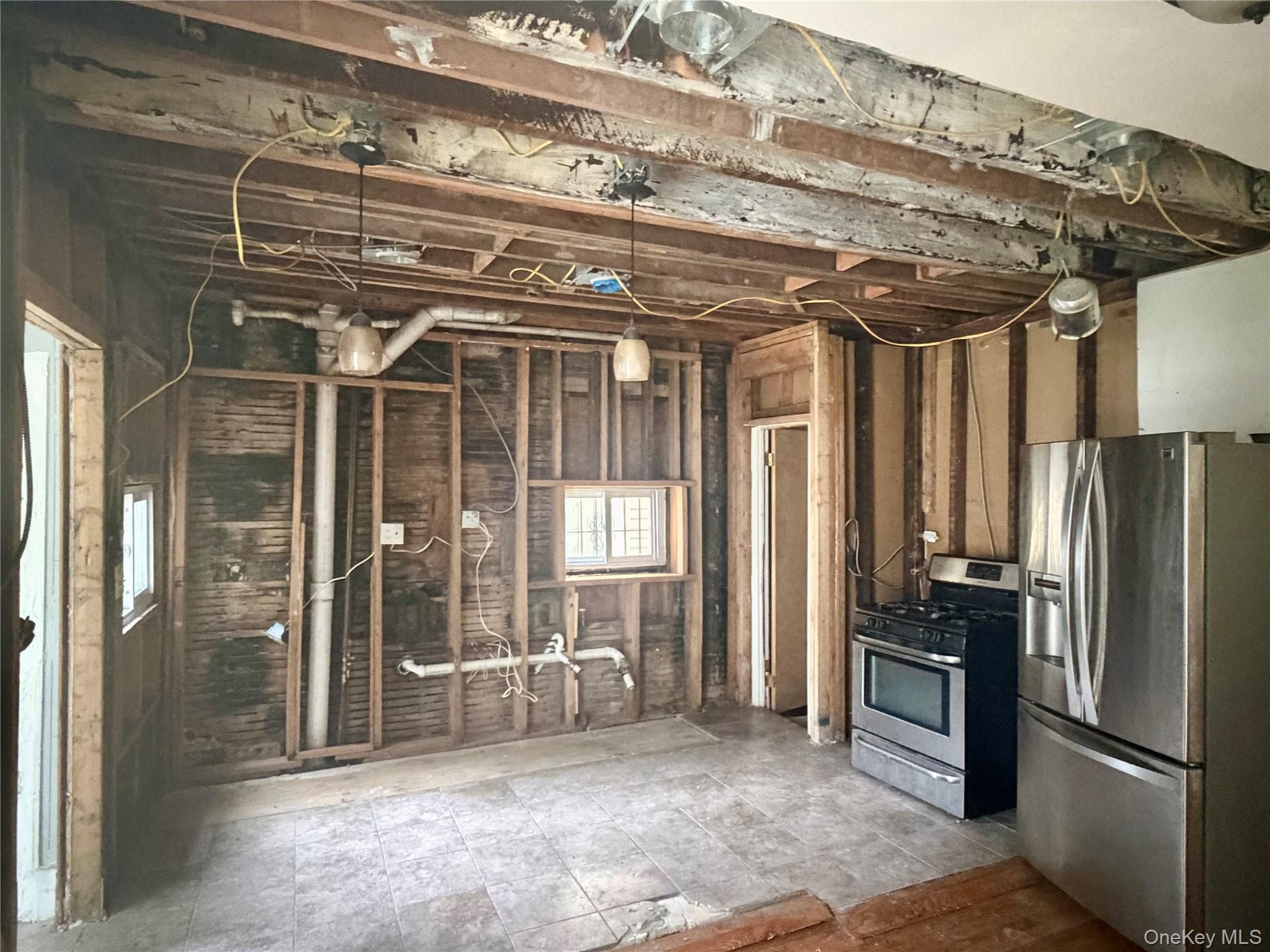 2791 Claflin Avenue Property Photo 7