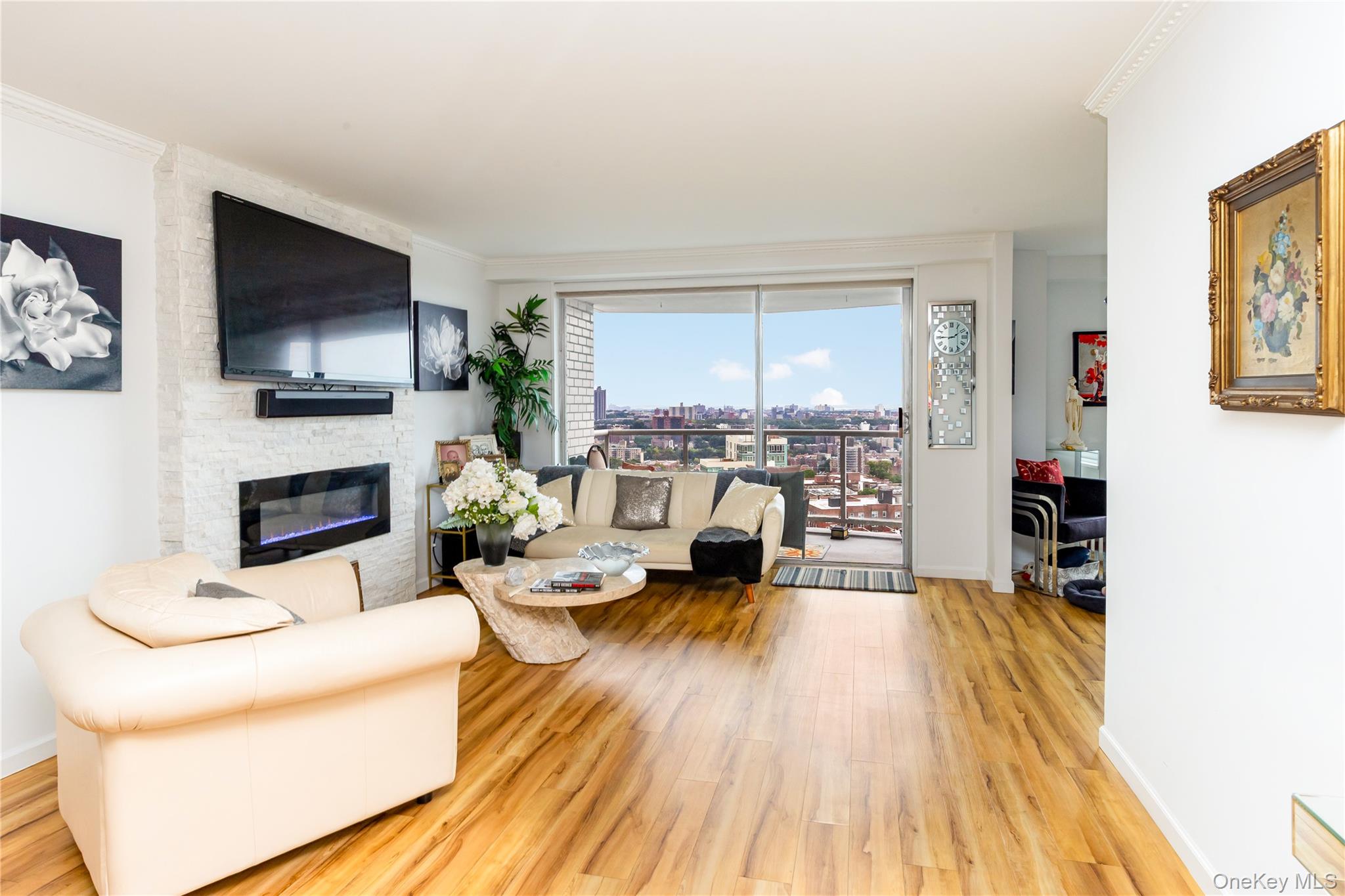 3333 Henry Hudson Parkway 20d Property Photo 2