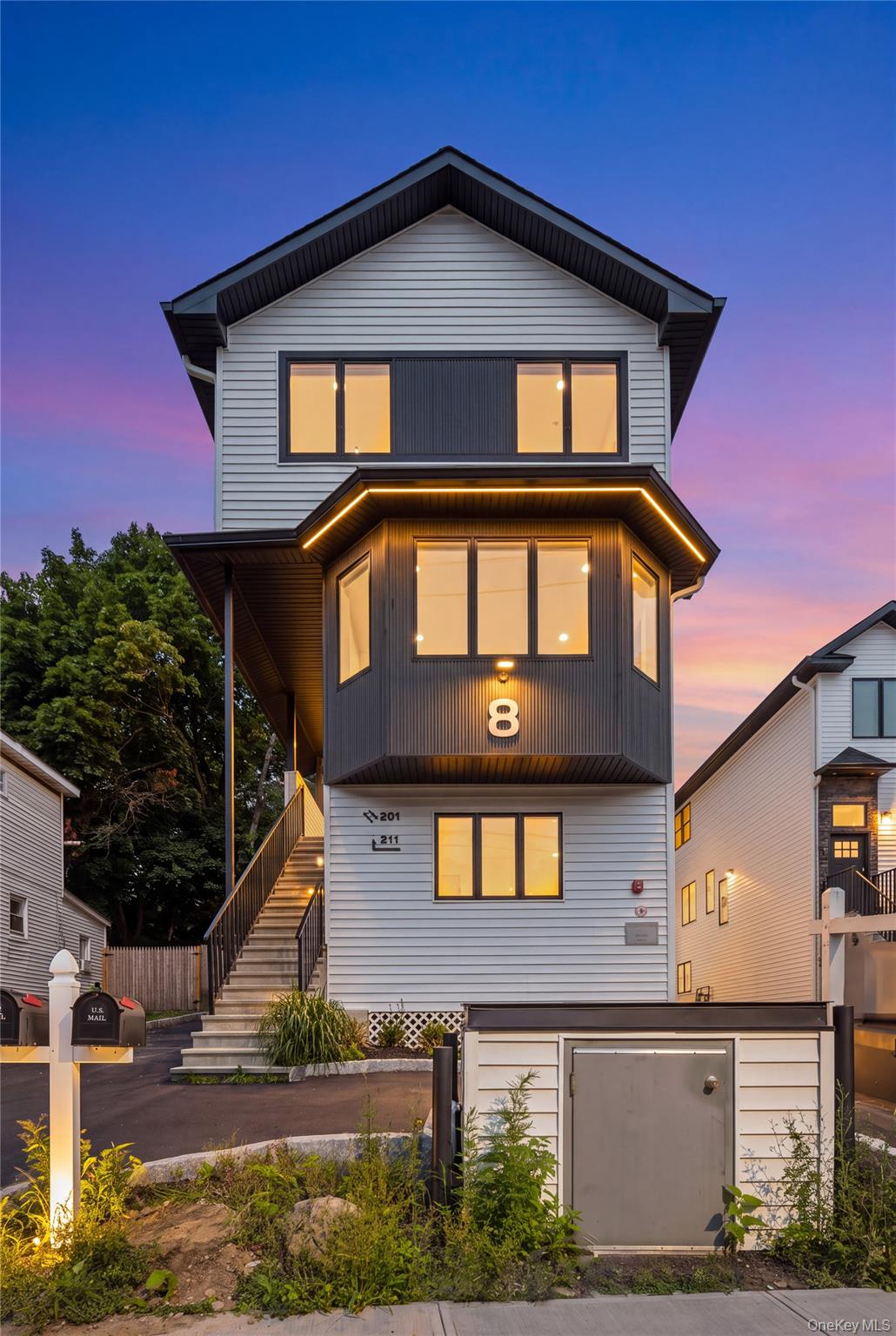 8 Memorial Park Drive