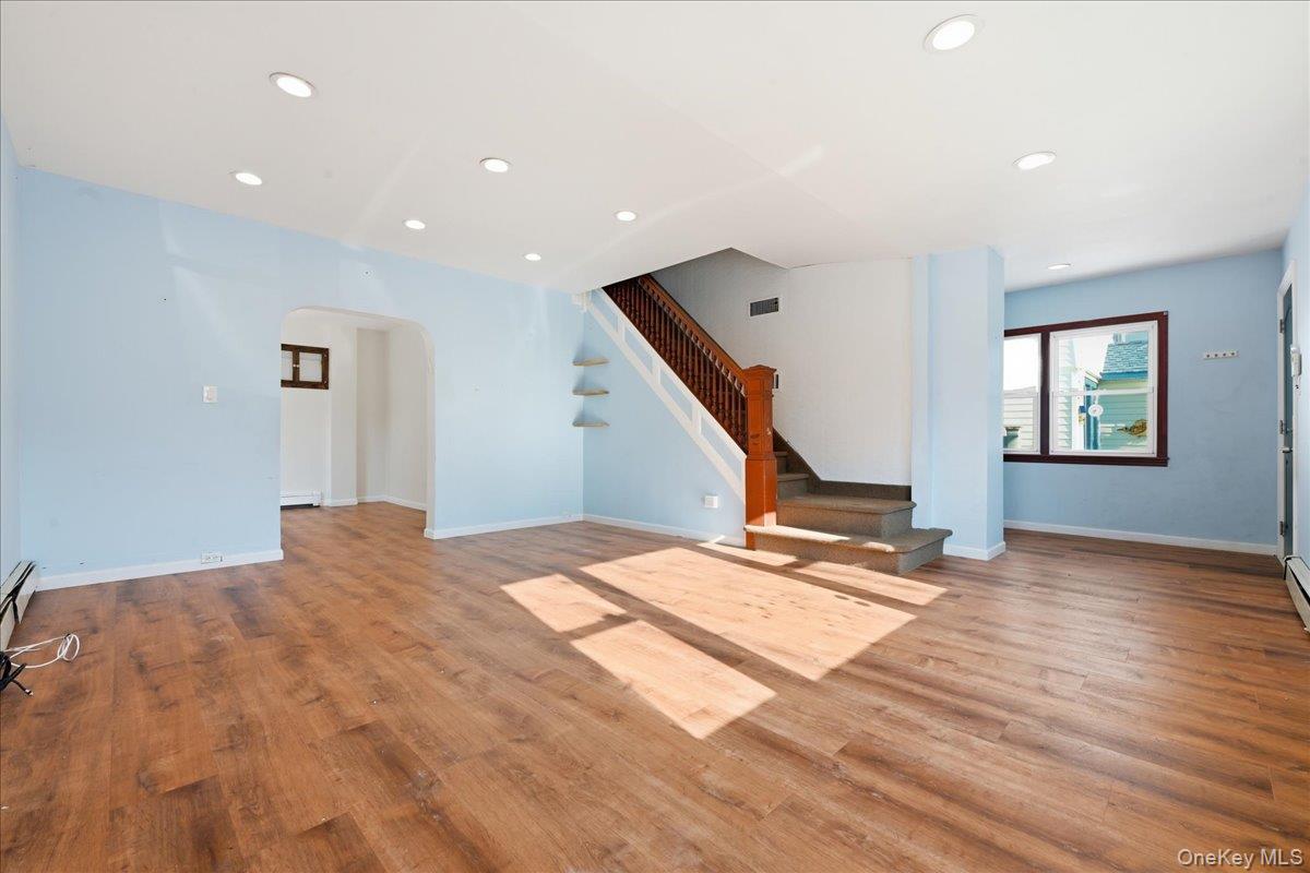 100 Spruce Street Property Photo 5