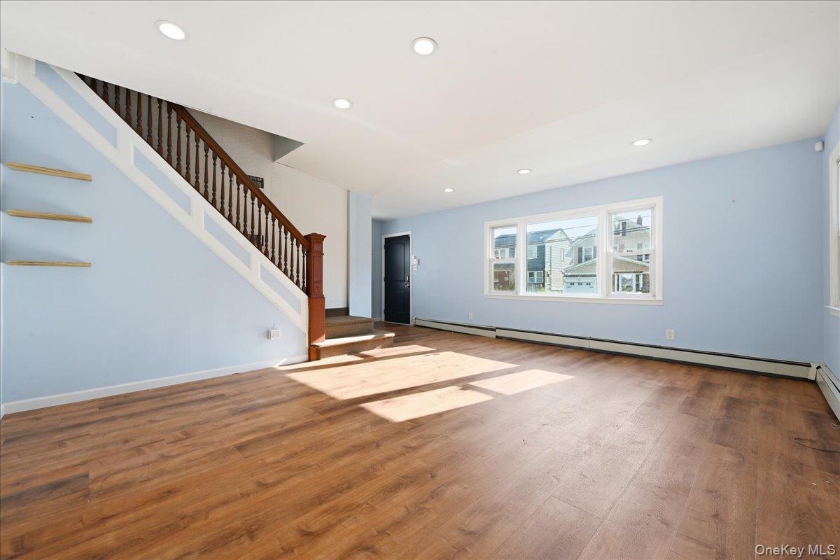 100 Spruce Street Property Photo 6