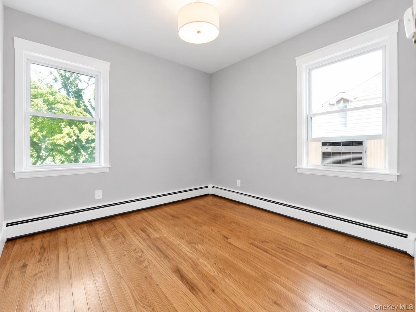 100 Spruce Street Property Photo 11