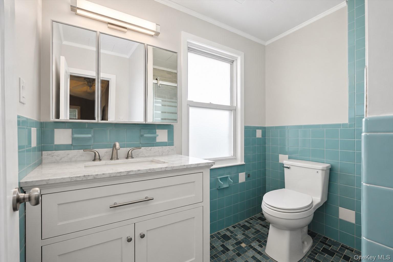 100 Spruce Street Property Photo 13