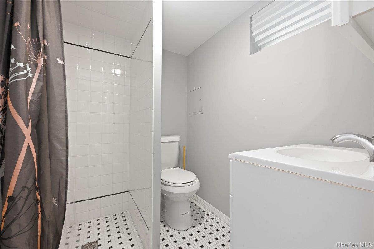 100 Spruce Street Property Photo 21
