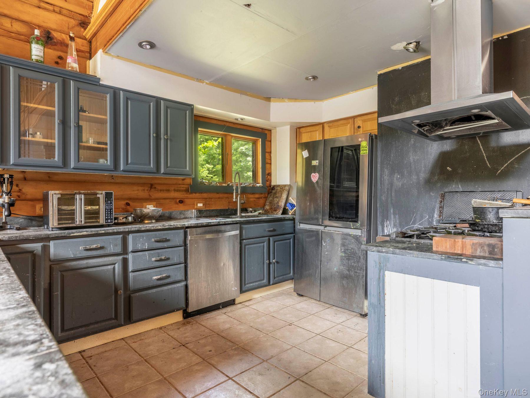11 Spruce Hill Road Property Photo 15