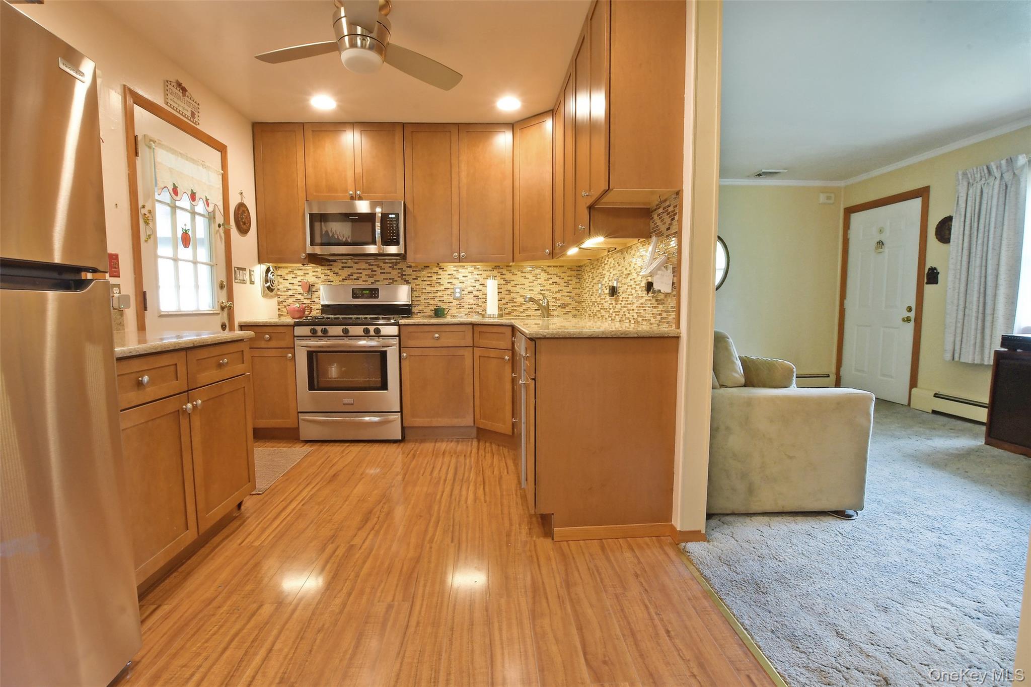 24 Island Boulevard Property Photo 9