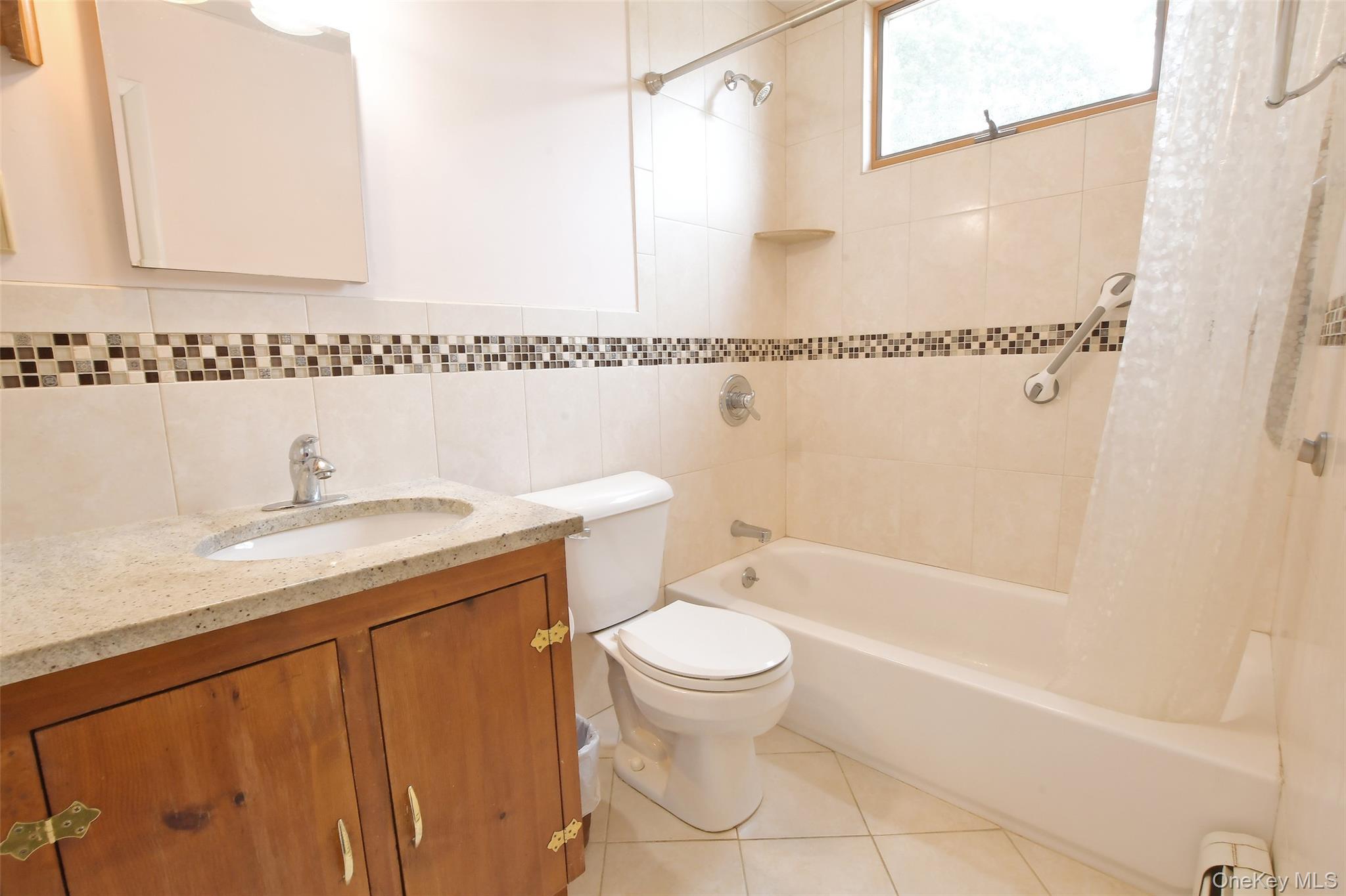 24 Island Boulevard Property Photo 14