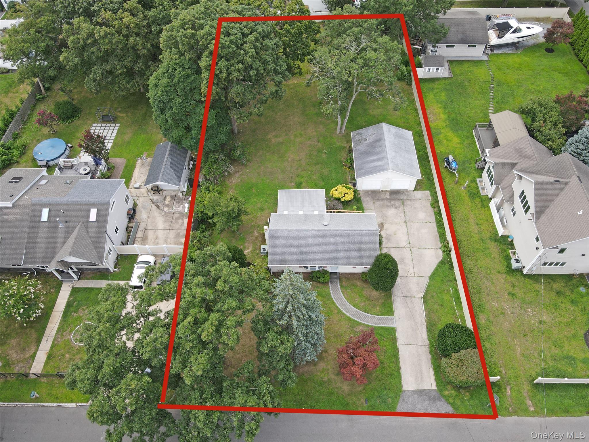 24 Island Boulevard Property Photo 20