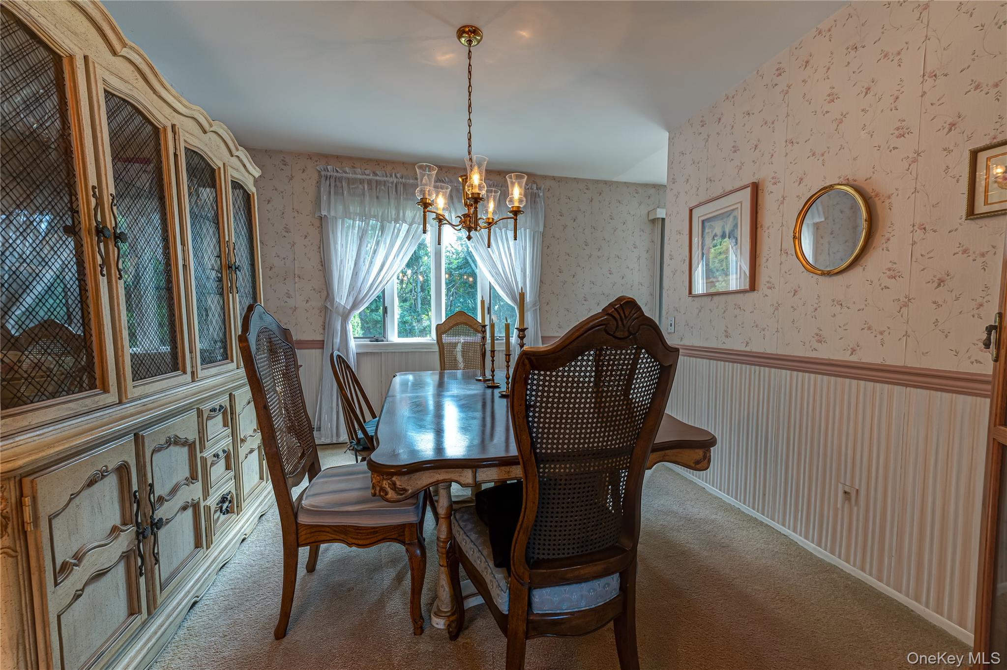 607 7th Avenue Property Photo 8