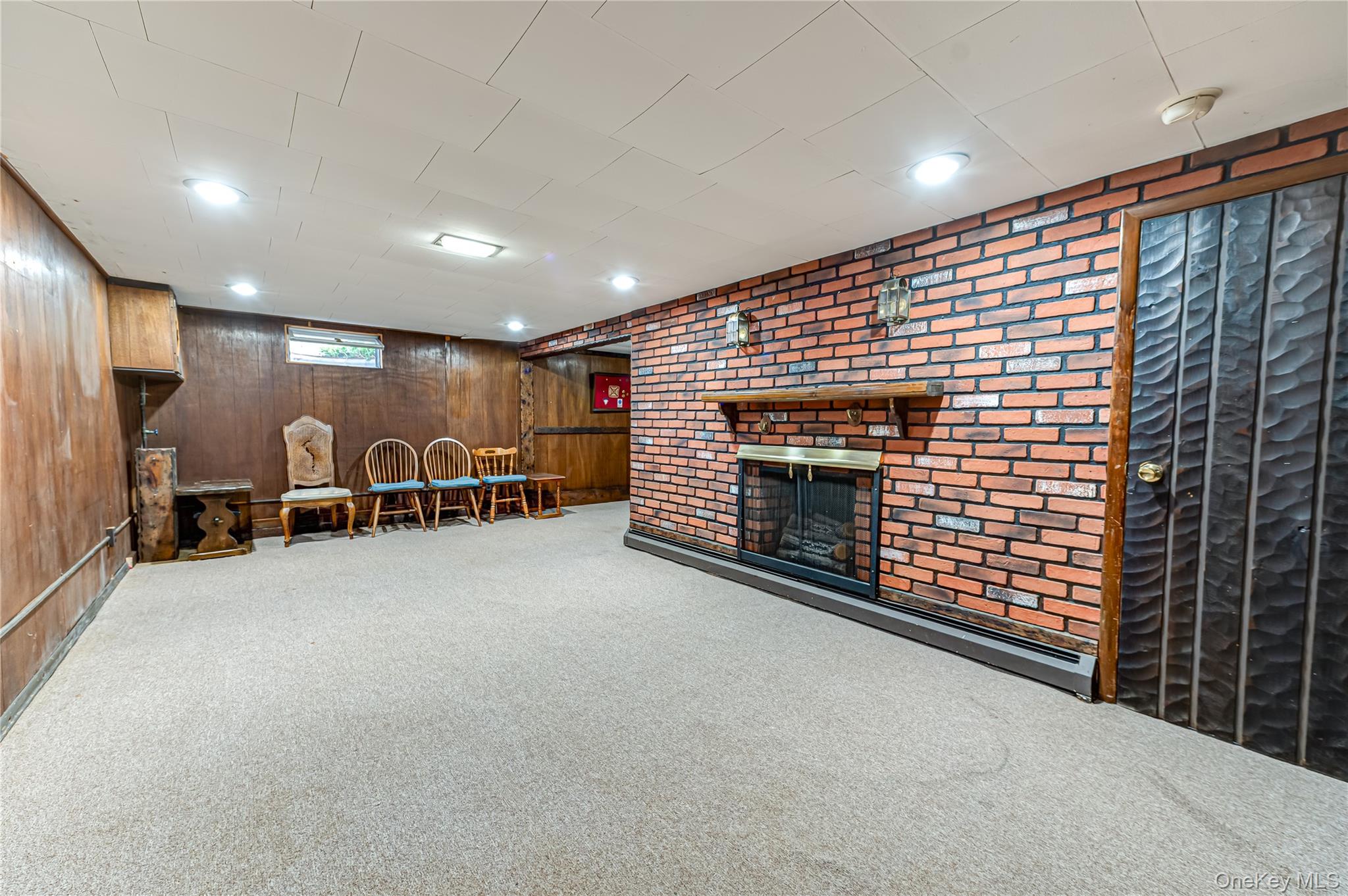 607 7th Avenue Property Photo 22
