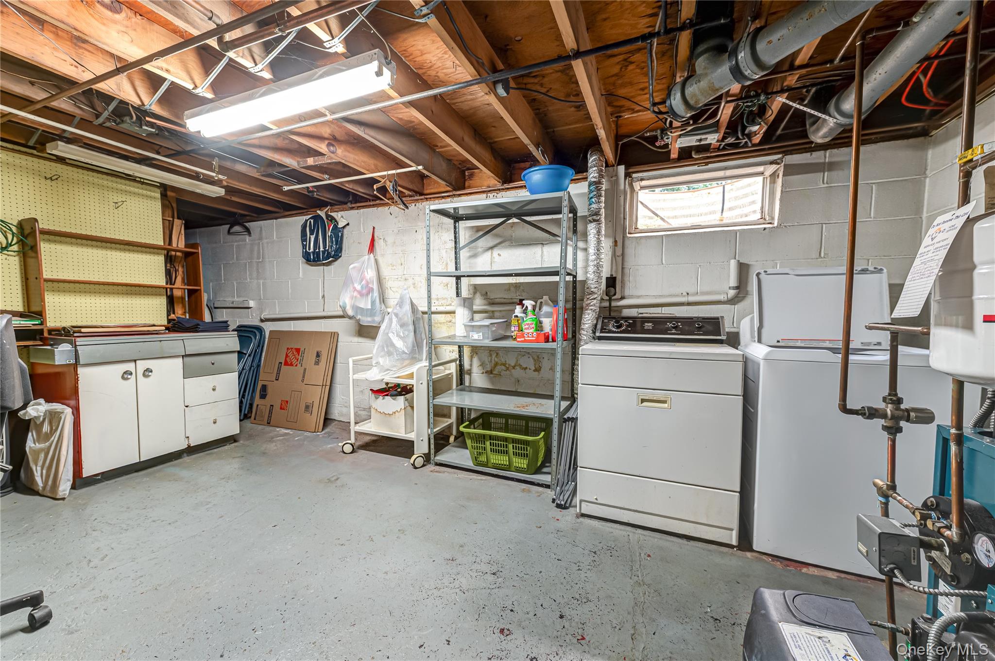 607 7th Avenue Property Photo 23